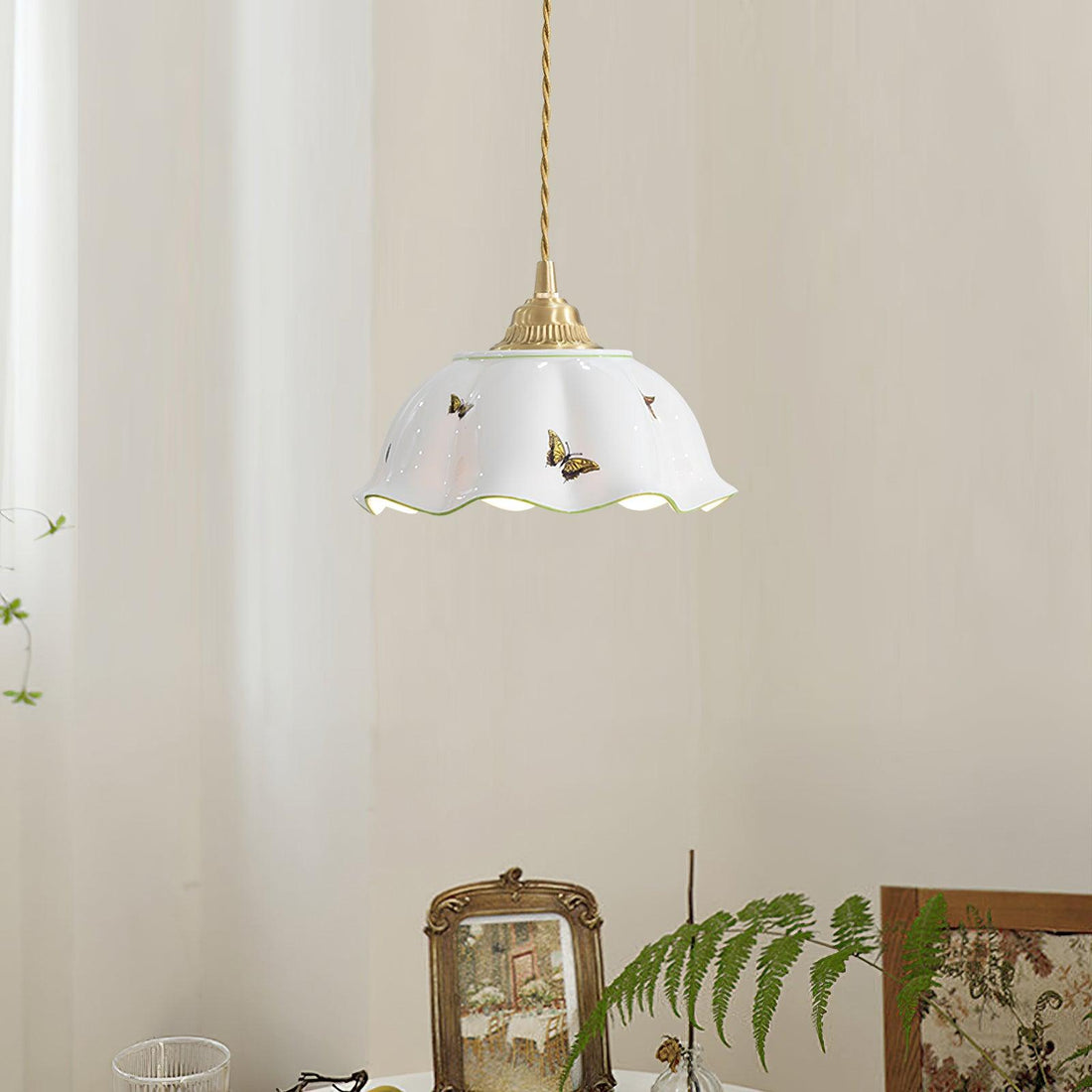 Retro Cream Style Ceramic Pendant Lamp