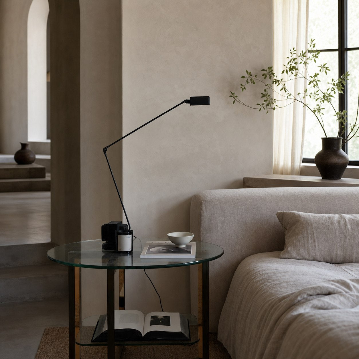 Daphine Table Lamp