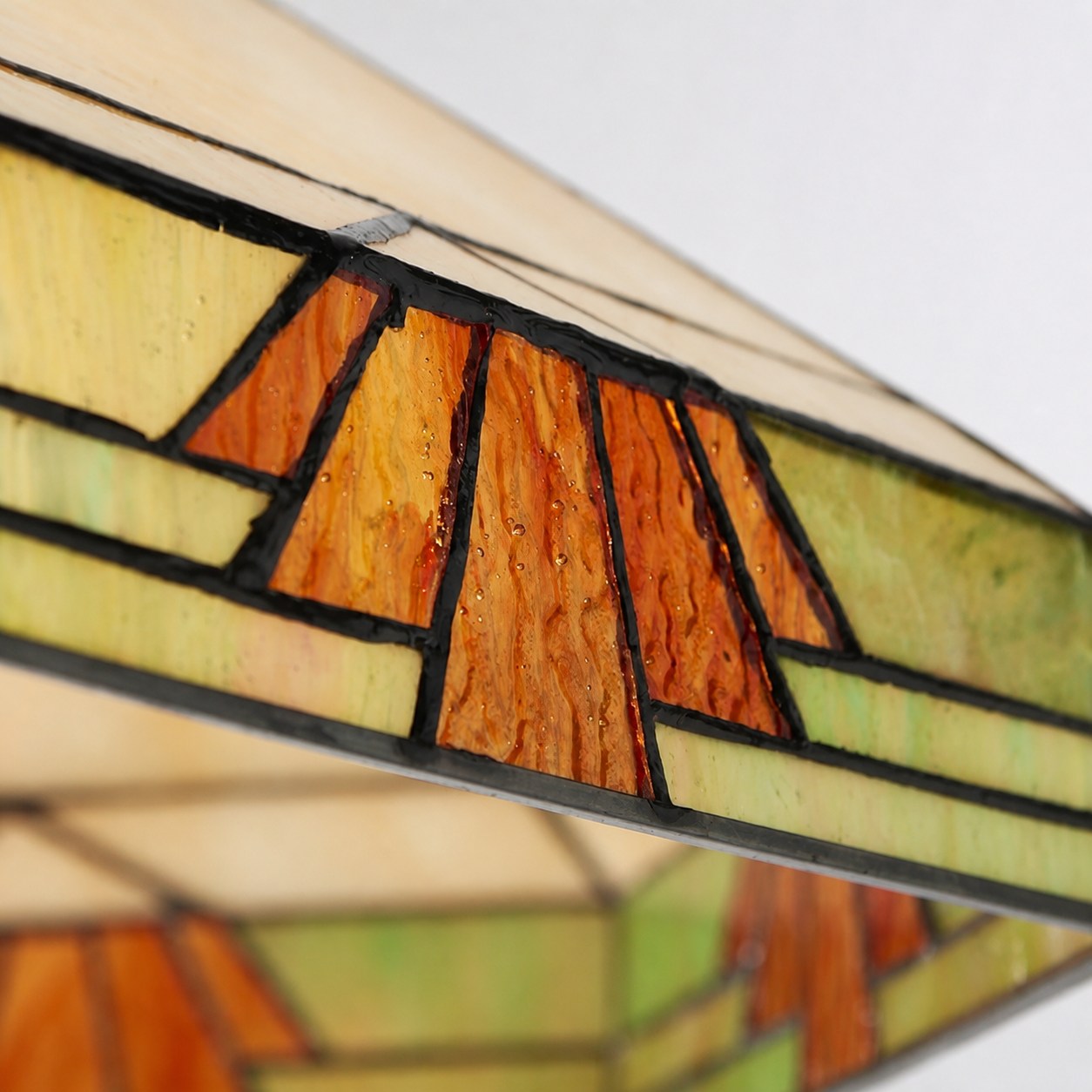 TF Nevada Vintage Stained Glass Pendant - Handcrafted Art Glass Lighting for Dining Areas
