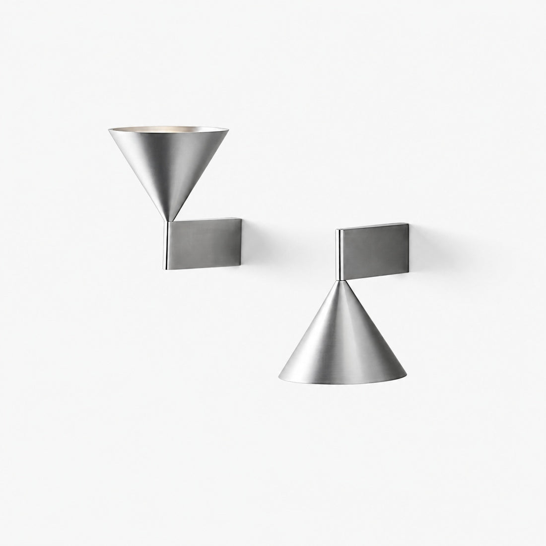 Apollo Aluminum Wall Lamp