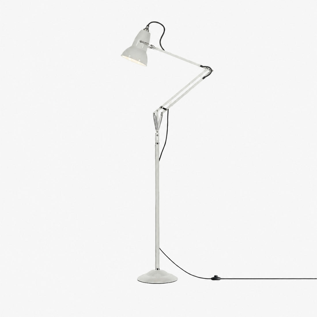 Modryx Classic Adjustable Floor Light with Refined Lines – Modern Functional Design for Home Interior Use