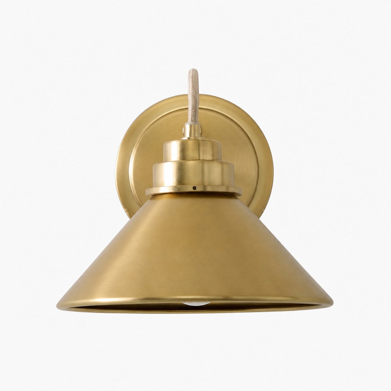 Aurenza Sconce – Farmhouse Wall Light with Metal Accents for Cozy Spaces