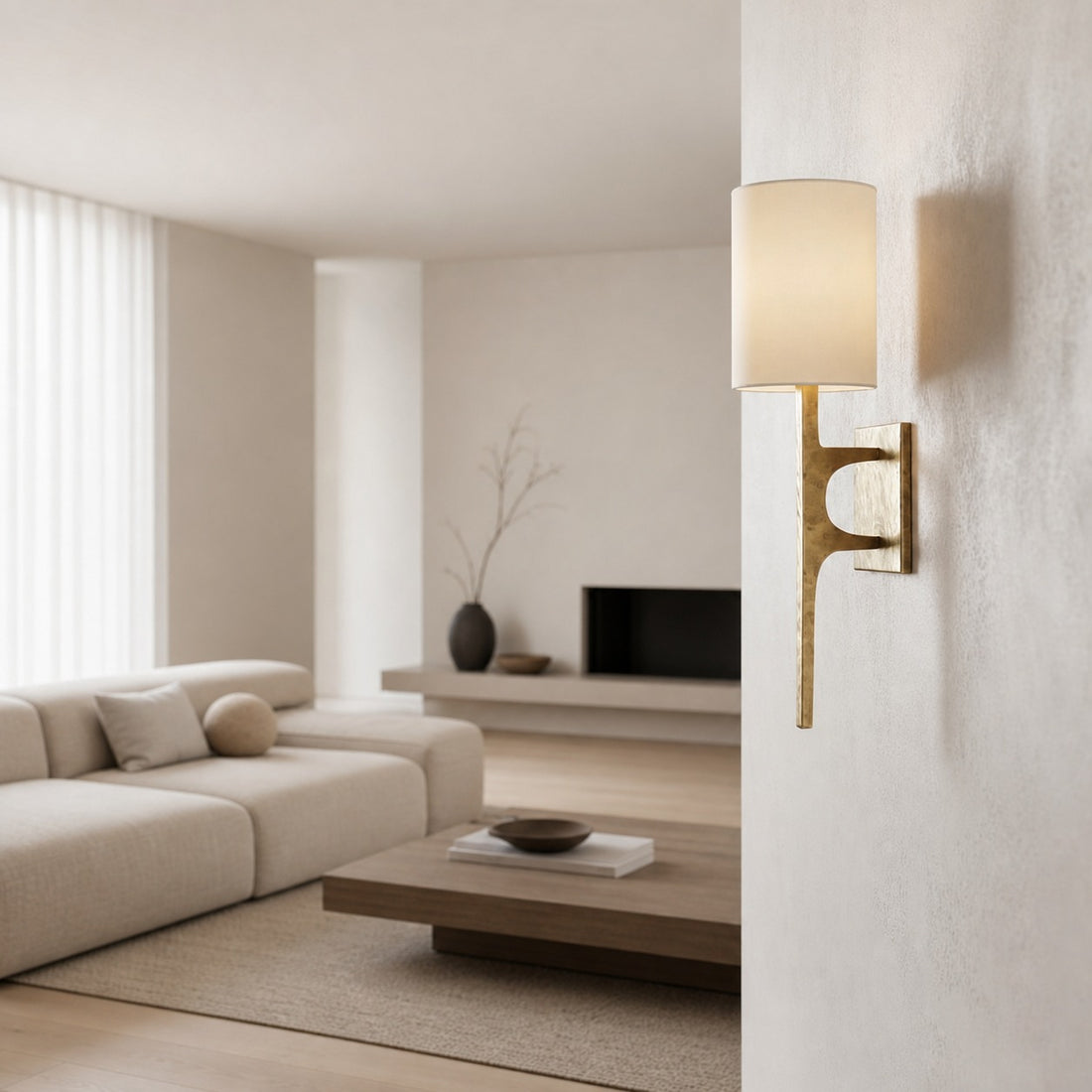 Texturoc Linear Wall Light - Modern Hammered Wall Sconce