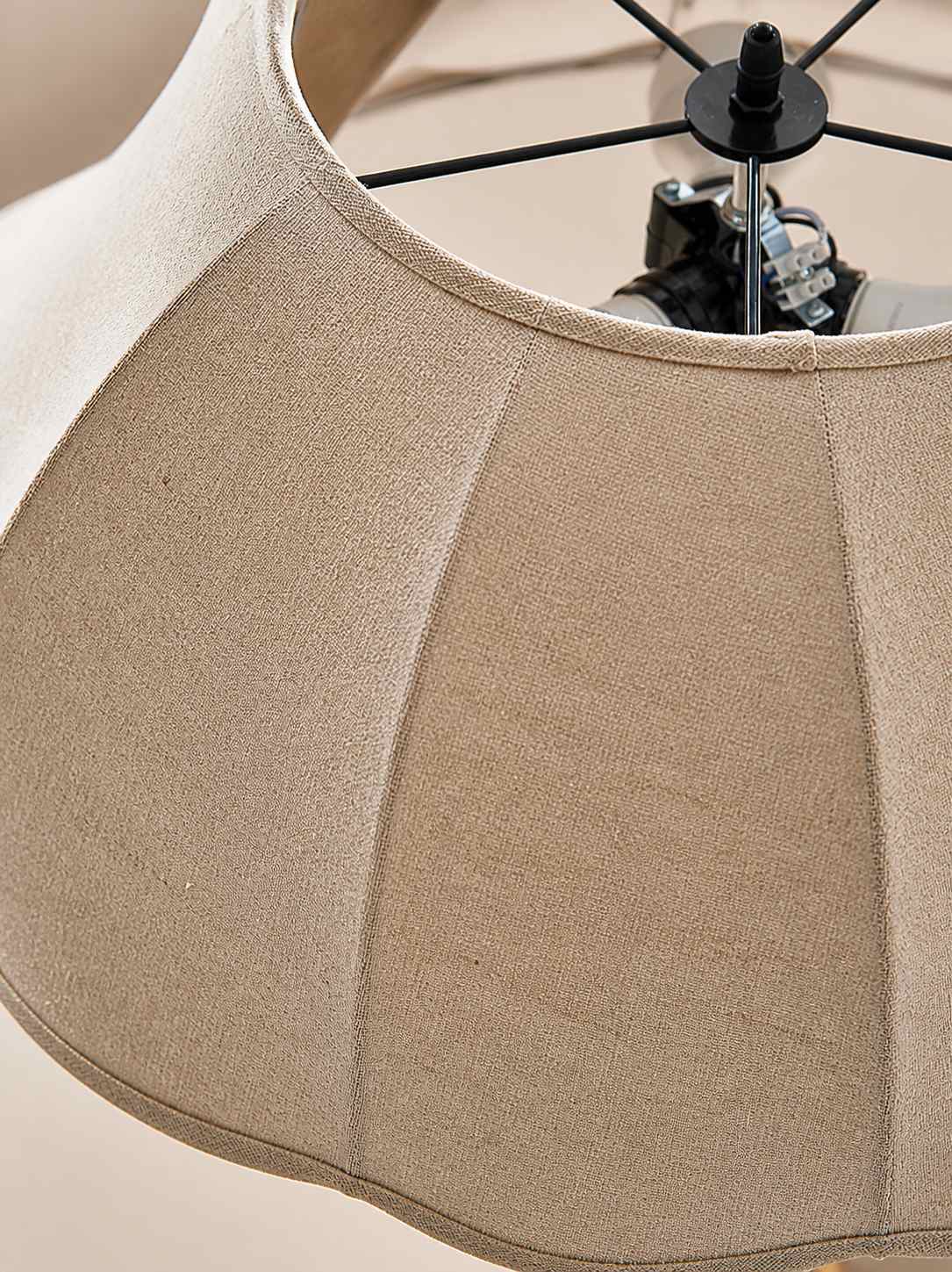 Banana Leaf Pendant Lamp