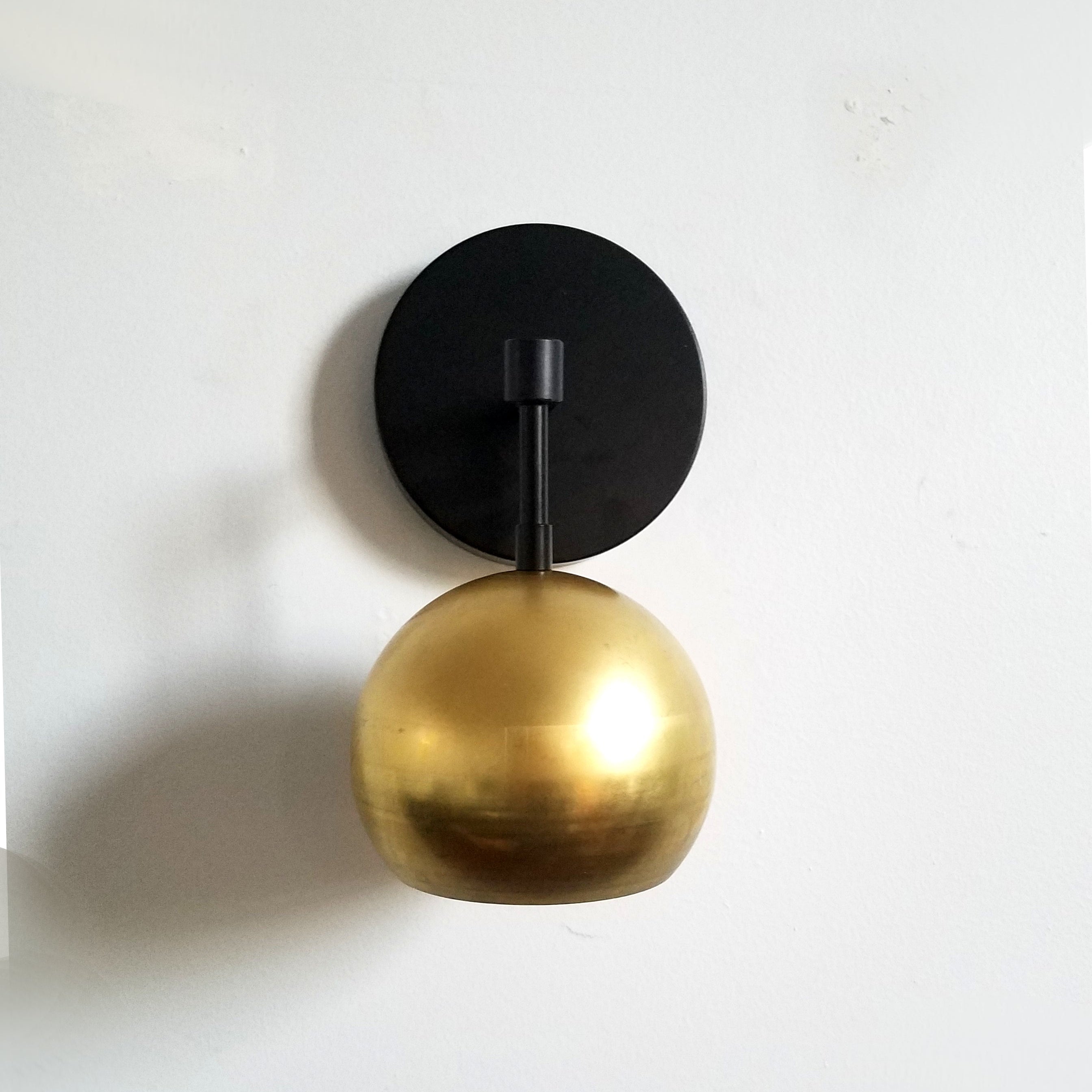Mid Century Modern Brass Wall Sconce - Versatile Home Accent Light