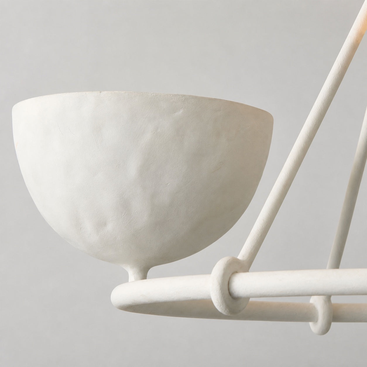 Plara Multi‑Light Chandelier – Modern Polyresin and Plaster for Dining & Foyer