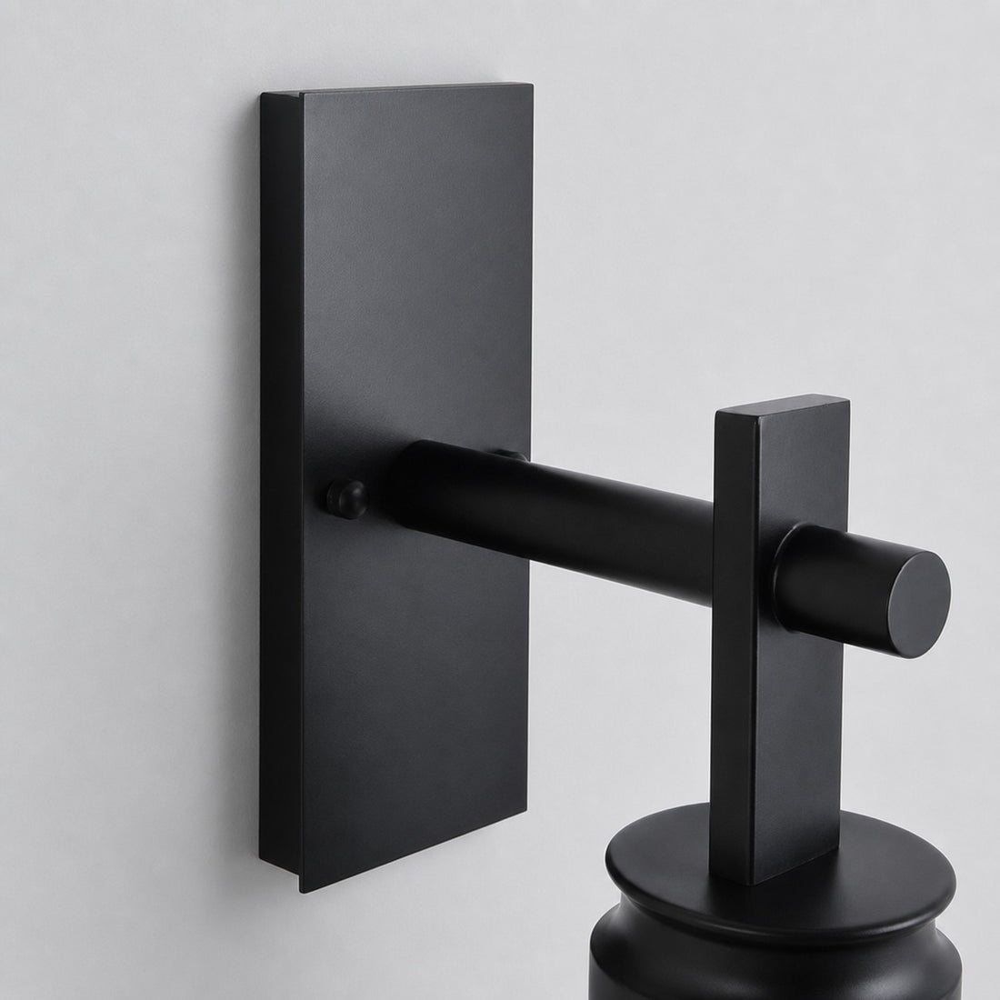 Visible construction detail of the vintage black outdoor wall lantern 2