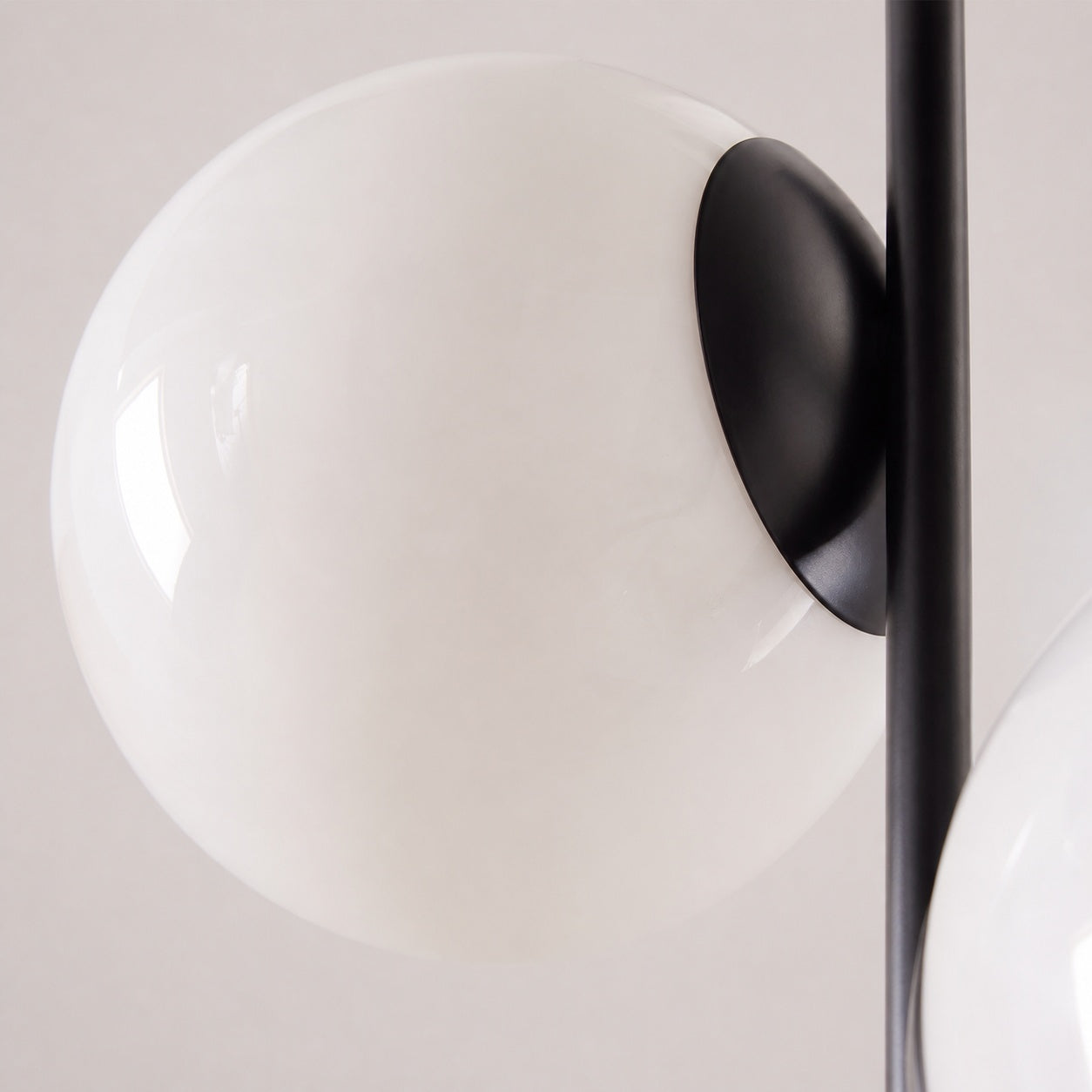 Alessora Sphere Stem Floor Lamp – Metal Frame Marble Base Elegant Lighting