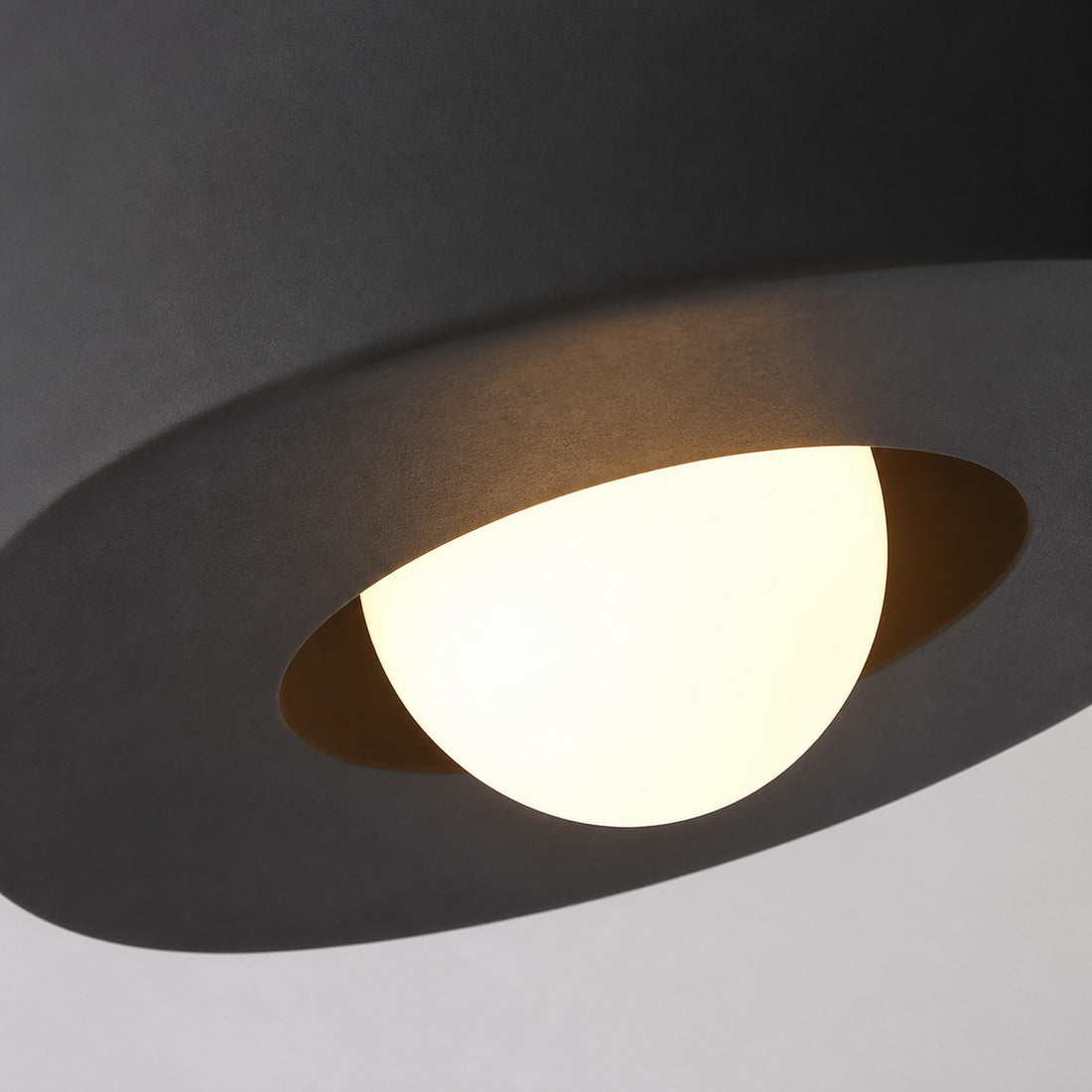 Nordyra Nordic Round Disc Ceiling Lamp – Minimalist Modern Lighting for Living Spaces N57