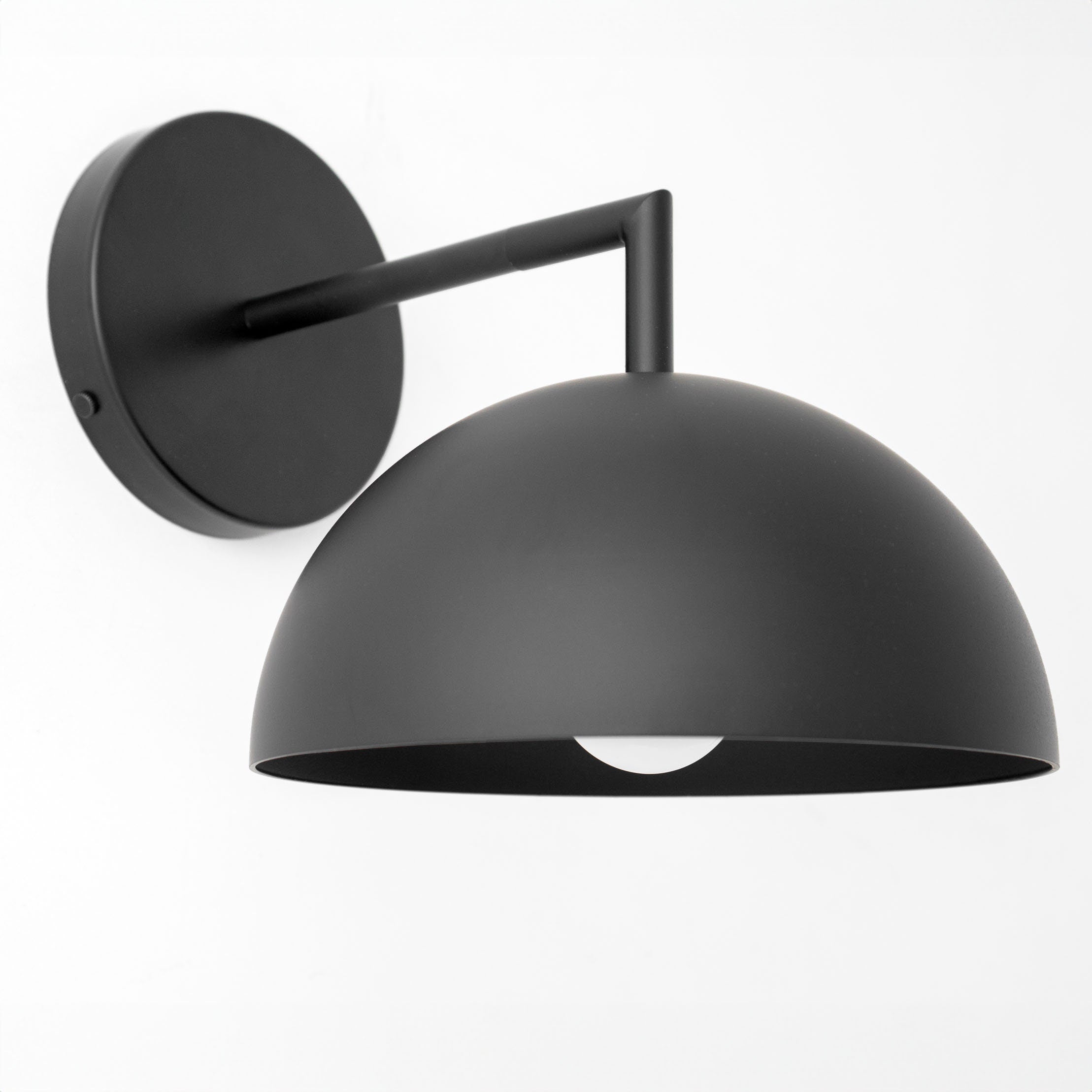 Metio Dome Shaped Minimalist Metal Design Wall Light – Ideal for Living Rooms and Bedrooms