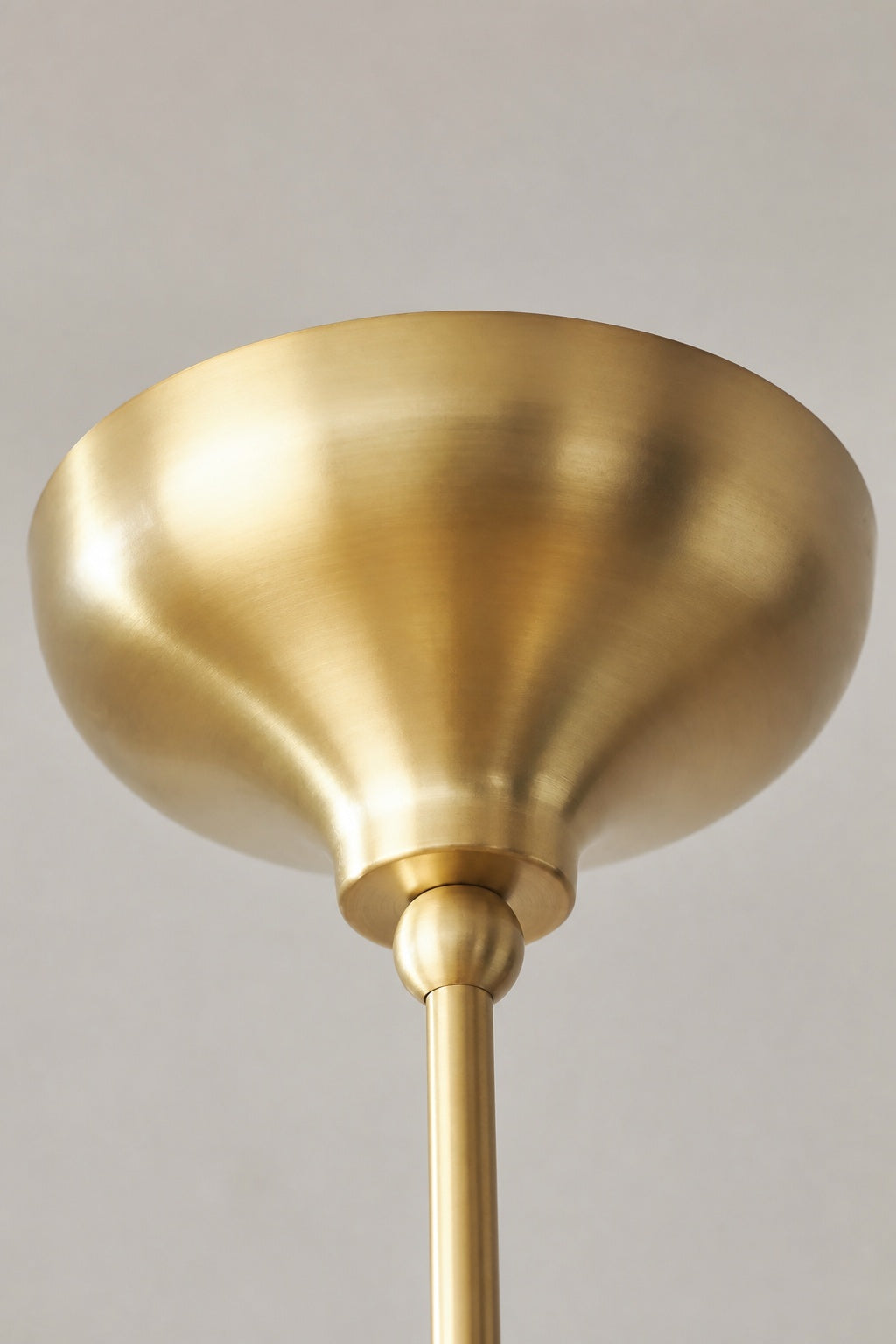 Rayla Scallop Pendant Light – Brass Finish Retro Ceiling Lamp for Dining & Kitchen