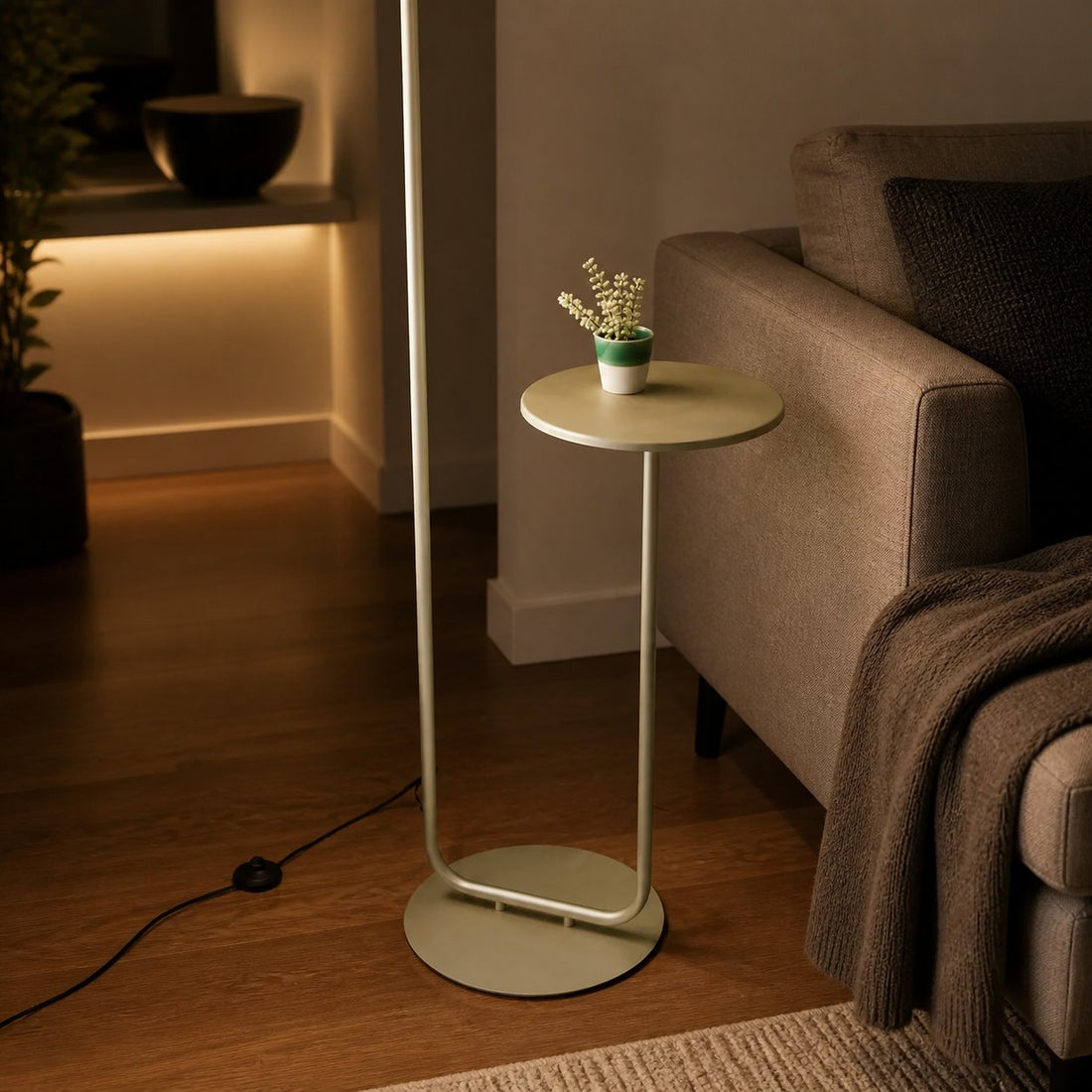 Lirra Multi-Functional Floor Lamp with Table-Top Design – Stylish Standing Lamp for Living Areas
