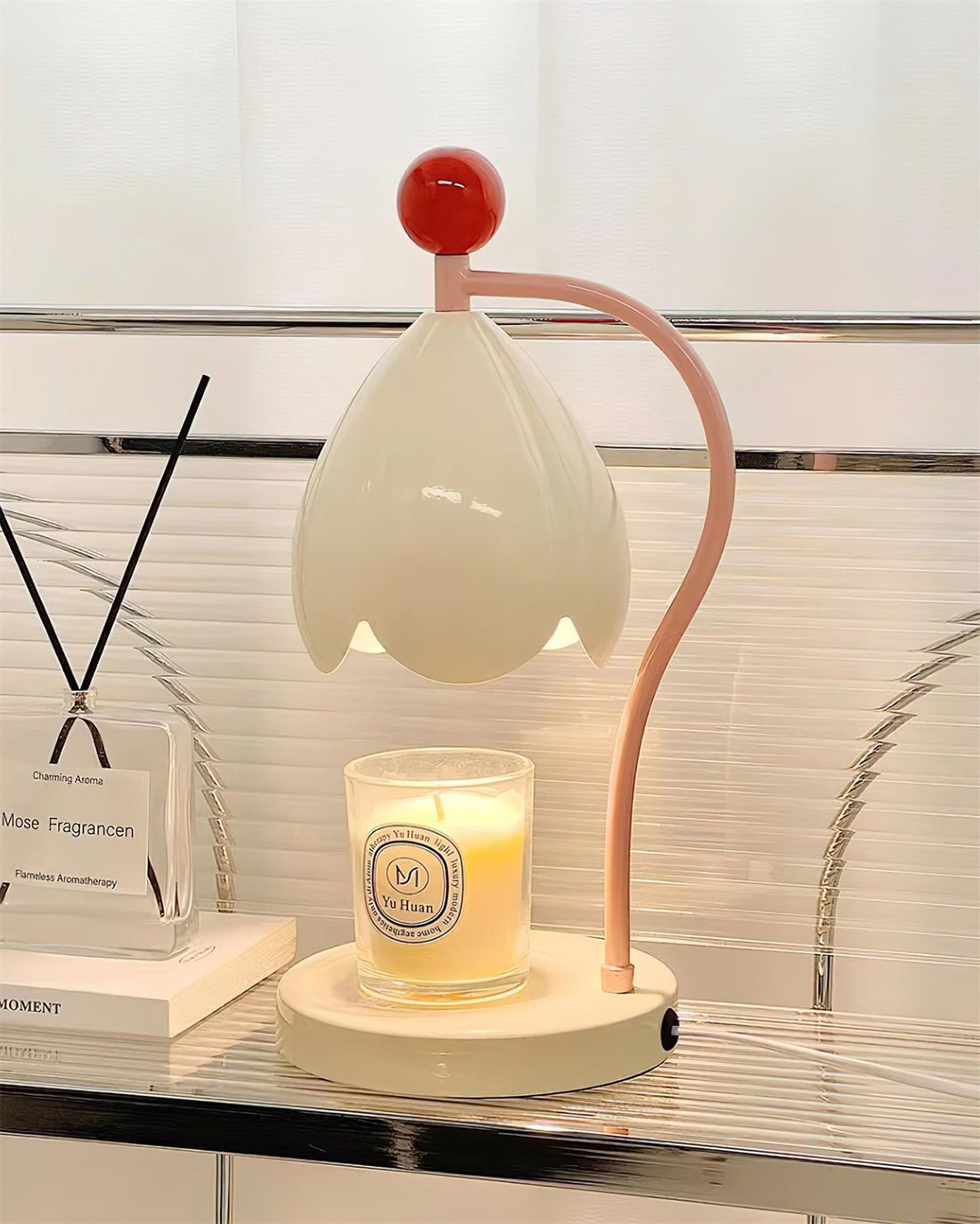 Flower - Shaped Wrought Iron Table Lamp