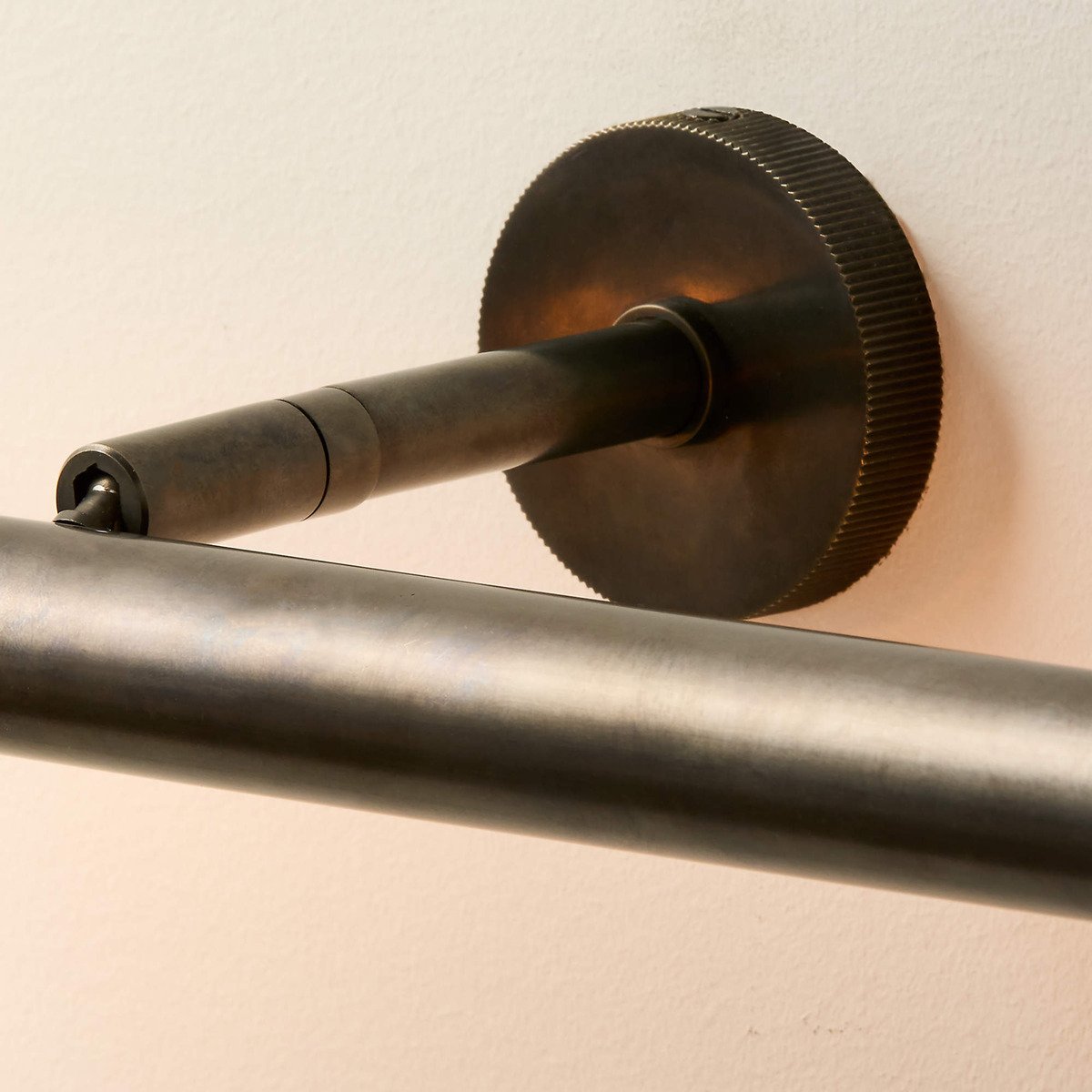 Aurix Wall Mount Art Light - Aged Finish Picture Light for Highlighting Canvases