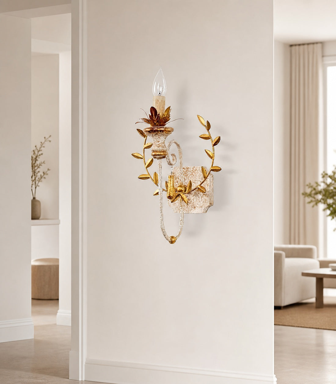 Cumiers Wall Lamp