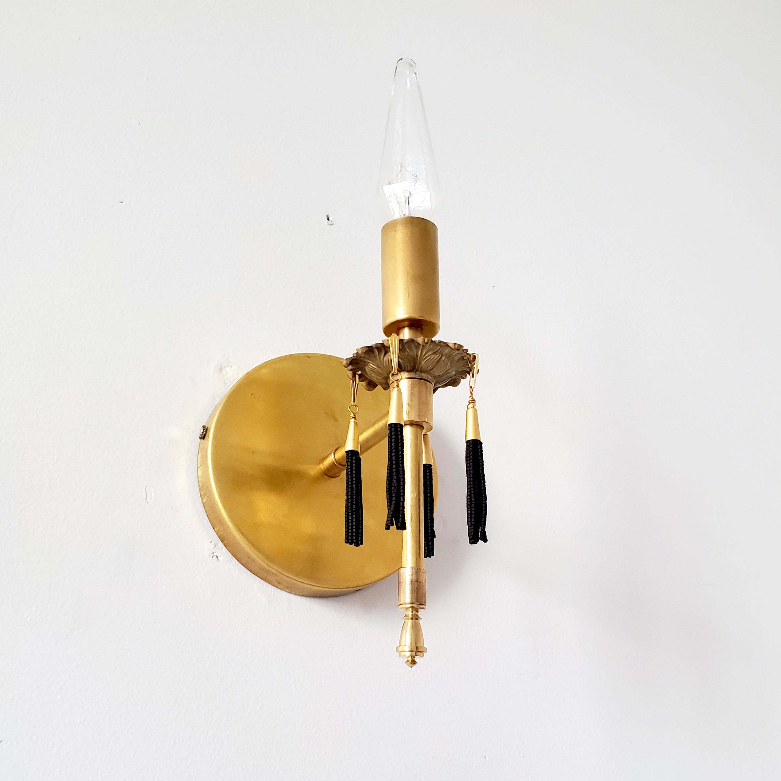 Romantic Victorian Brass Wall Sconce - Accent Light With Tassels