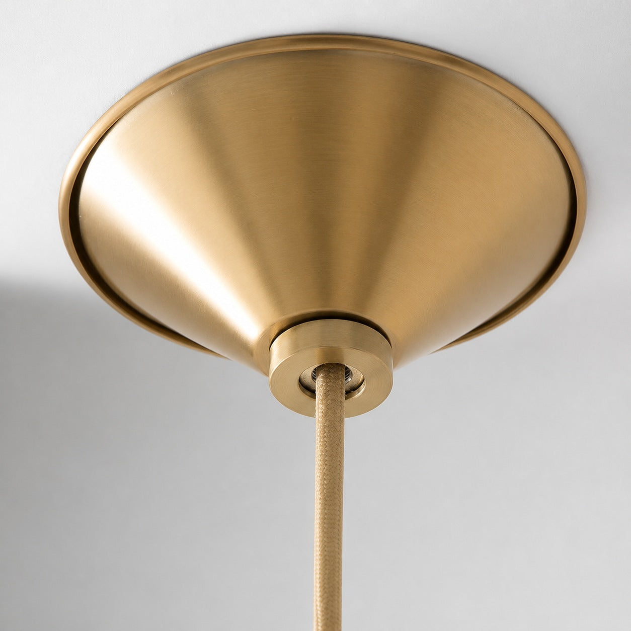 Calvor Porcelain Pendant Light – Ivory Shade with Champagne Bronze Accents
