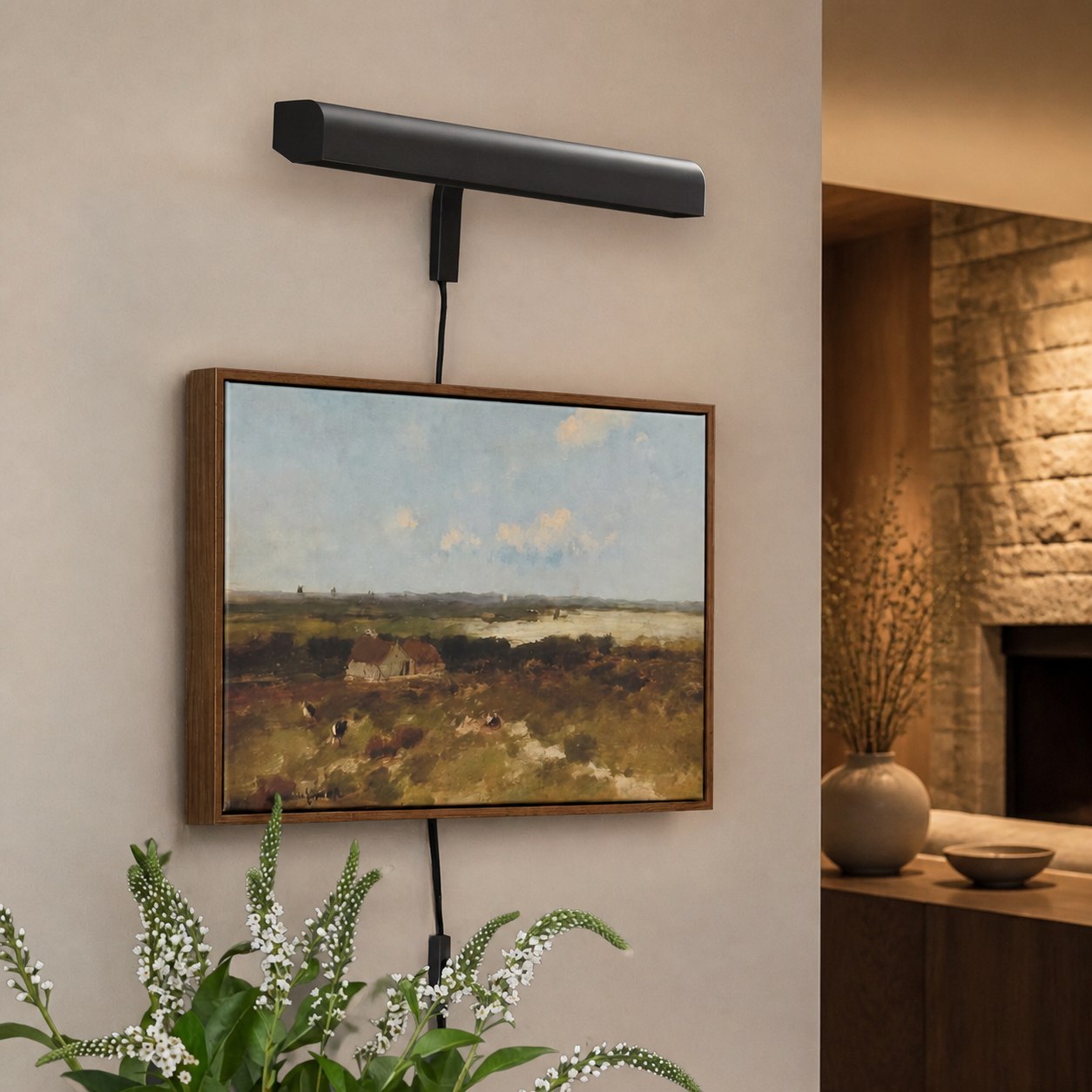 Libris Metal Gallery Light - Streamlined Design for Home Art Display
