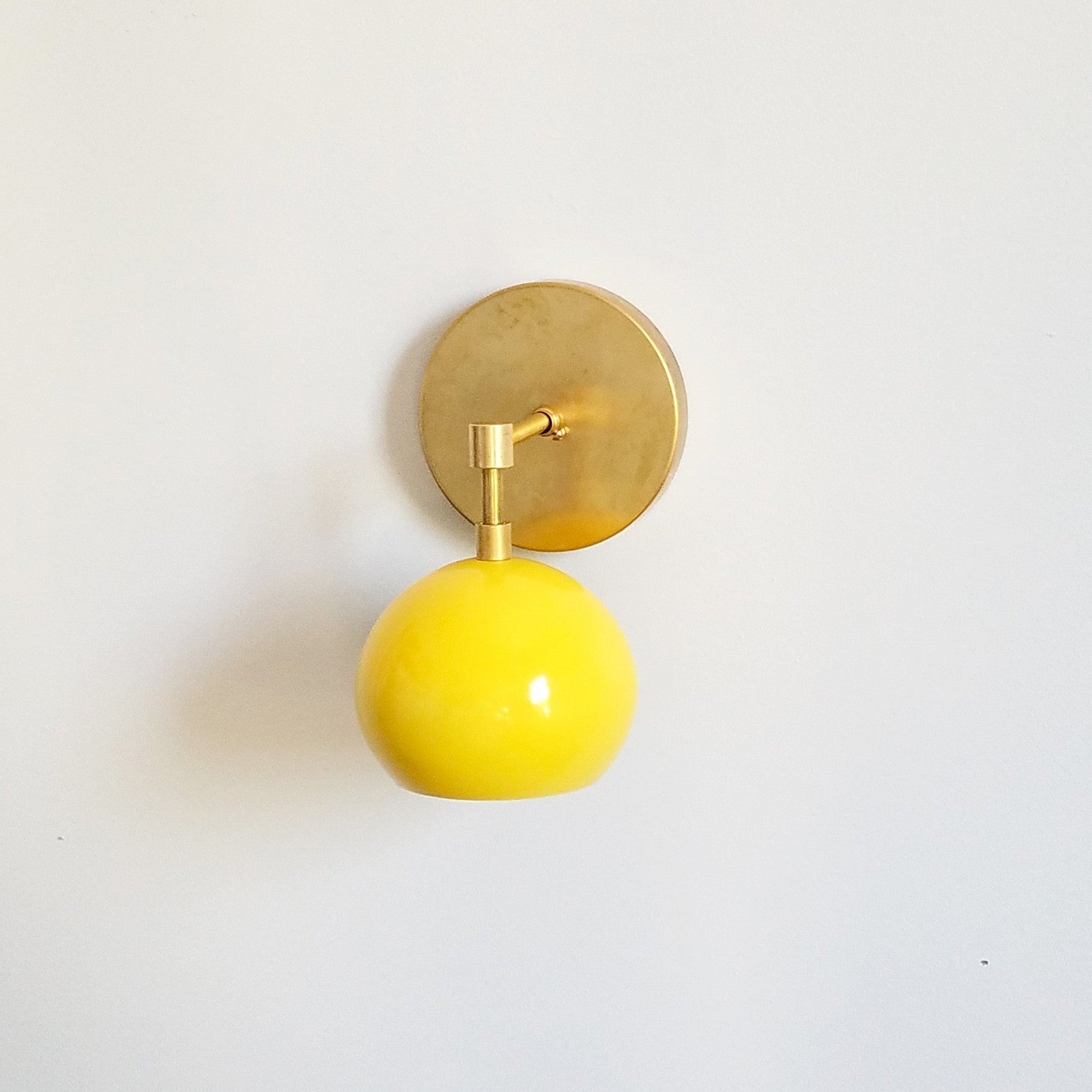 Accent Lighting Globe Wall Sconce in Sunshine Yellow