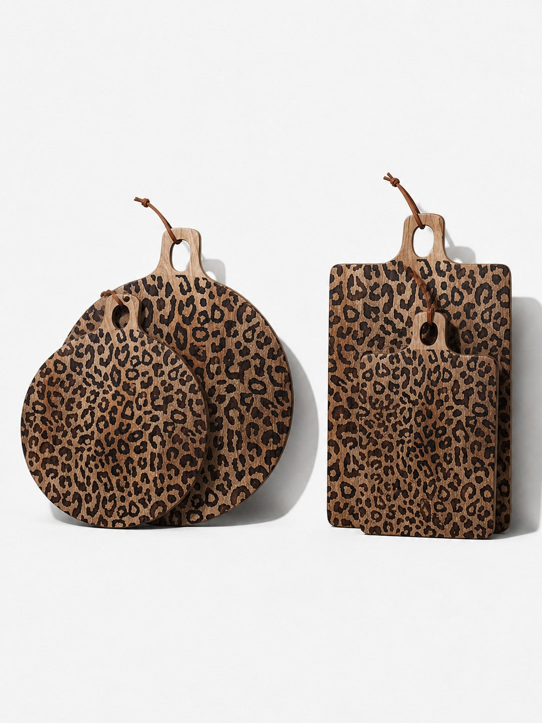 Leopard Solid Sapele Wood Board - Functional Dining Accessory for Kitchen island