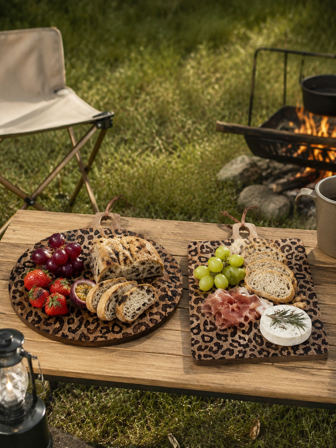 Leopard Solid Sapele Wood Board - Functional Dining Accessory for Kitchen island