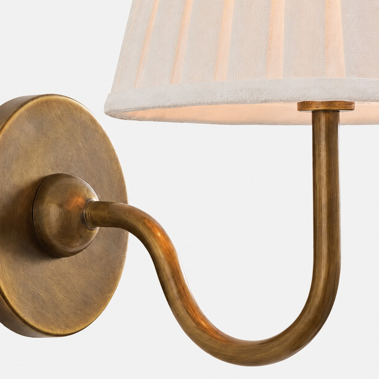 Luvora Vintage Pleated Shade Wall Lamp - Modern Brass Linen Wall Lighting