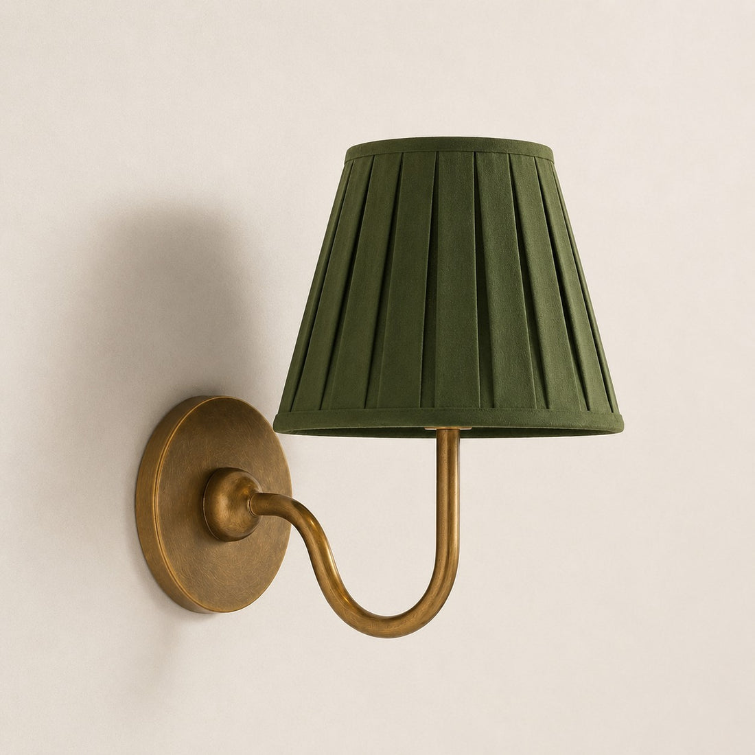 Luvora Vintage Pleated Shade Wall Lamp - Modern Brass Linen Wall Lighting