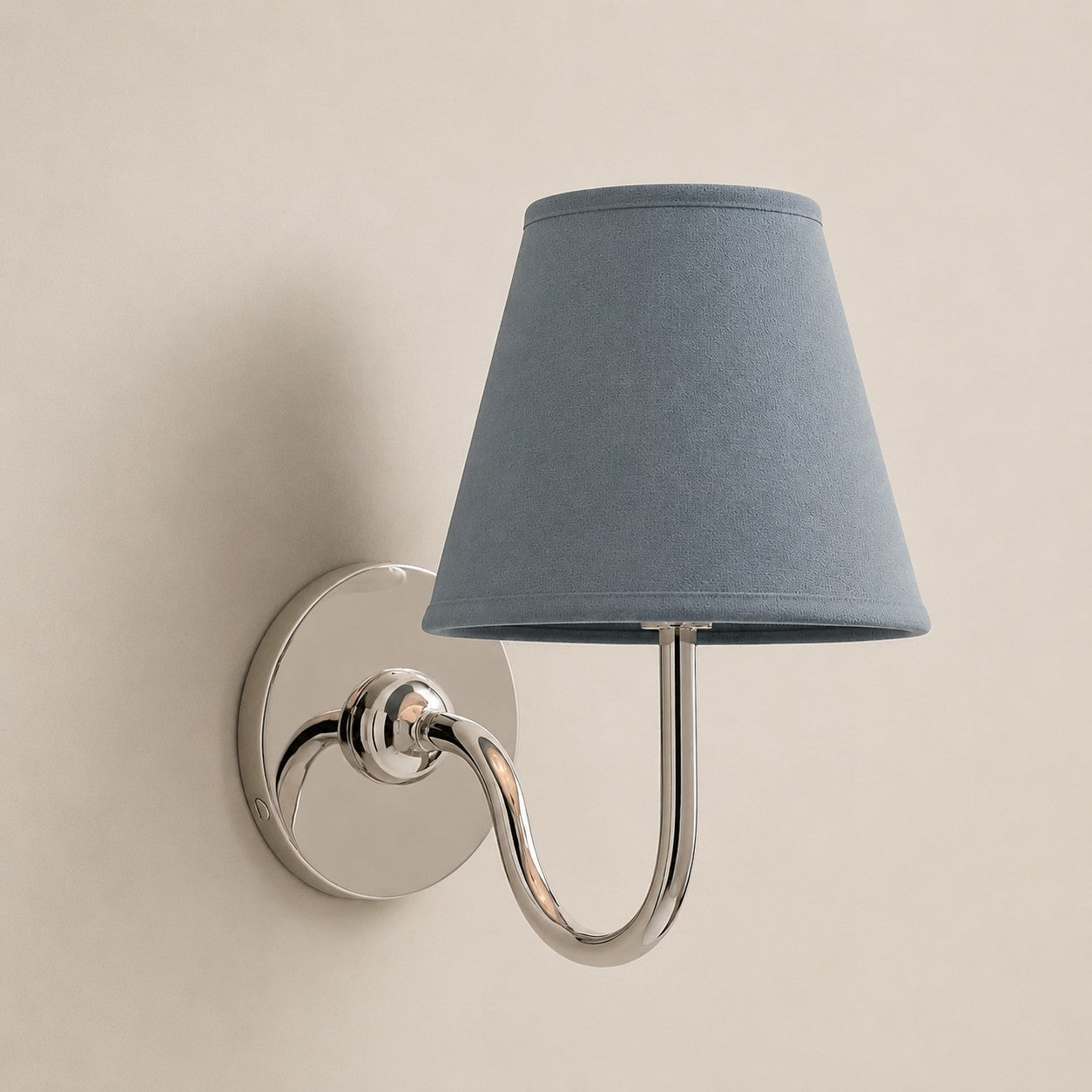 Luvora Vintage Pleated Shade Wall Lamp - Modern Brass Linen Wall Lighting