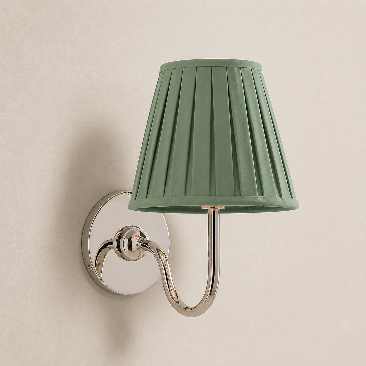 Luvora Vintage Pleated Shade Wall Lamp - Modern Brass Linen Wall Lighting