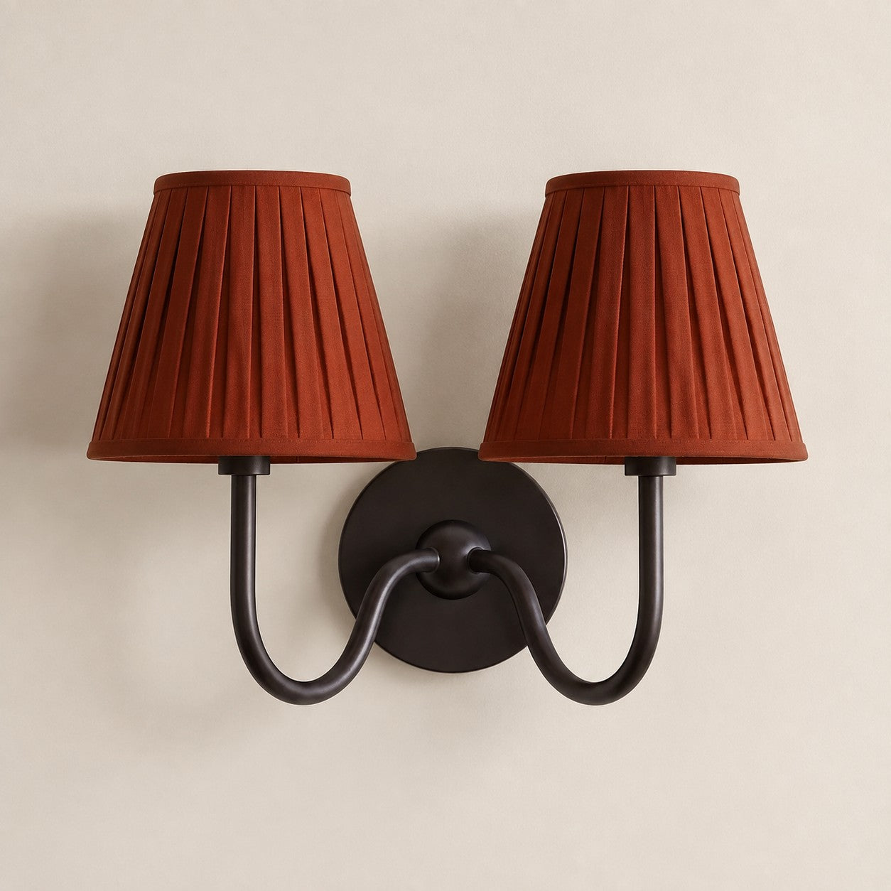 Luvora Vintage Pleated Shade Wall Lamp - Modern Brass Linen Wall Lighting