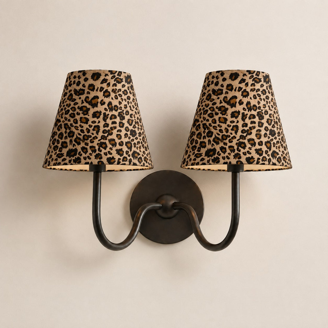 Luvora Vintage Pleated Shade Wall Lamp - Modern Brass Linen Wall Lighting