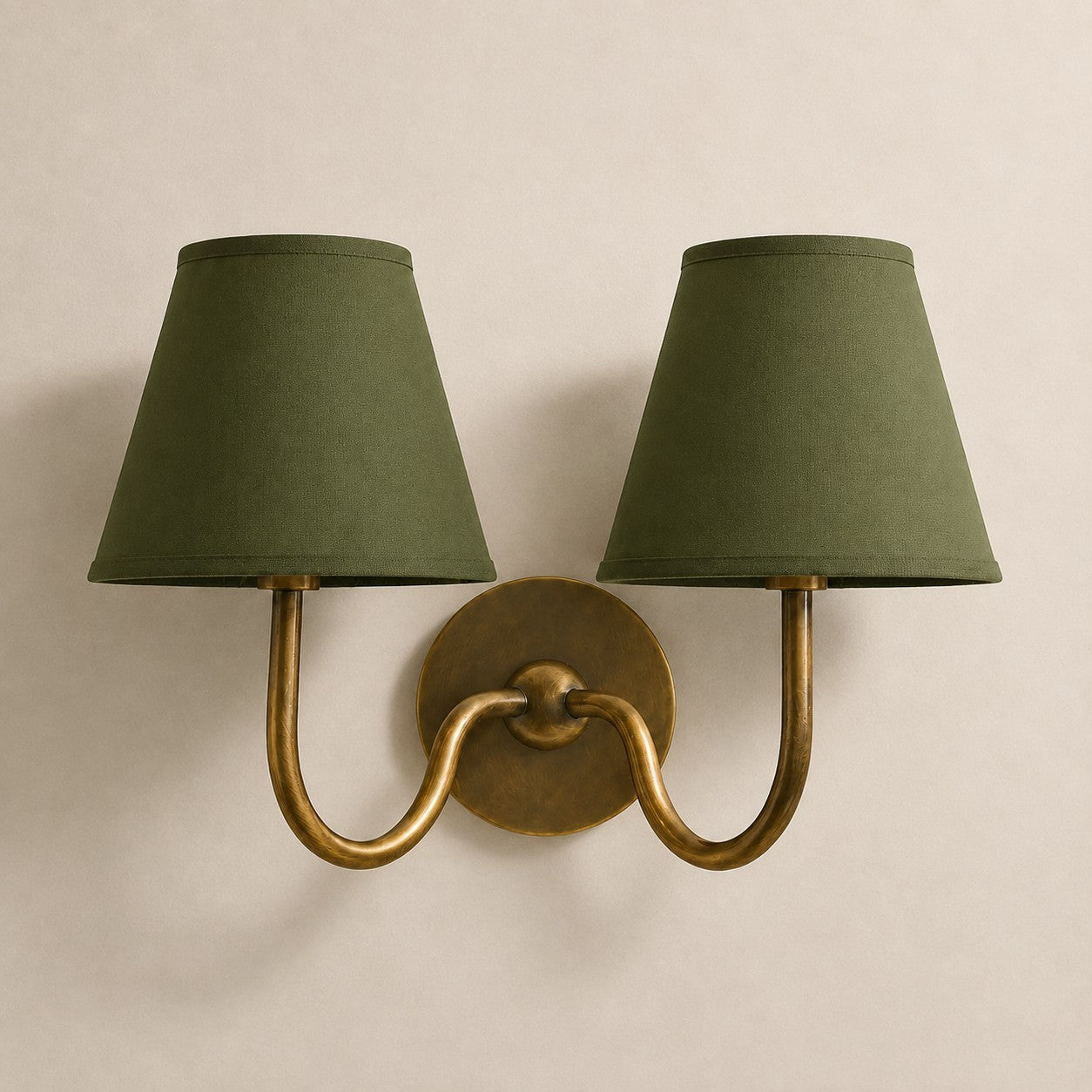 Luvora Vintage Pleated Shade Wall Lamp - Modern Brass Linen Wall Lighting