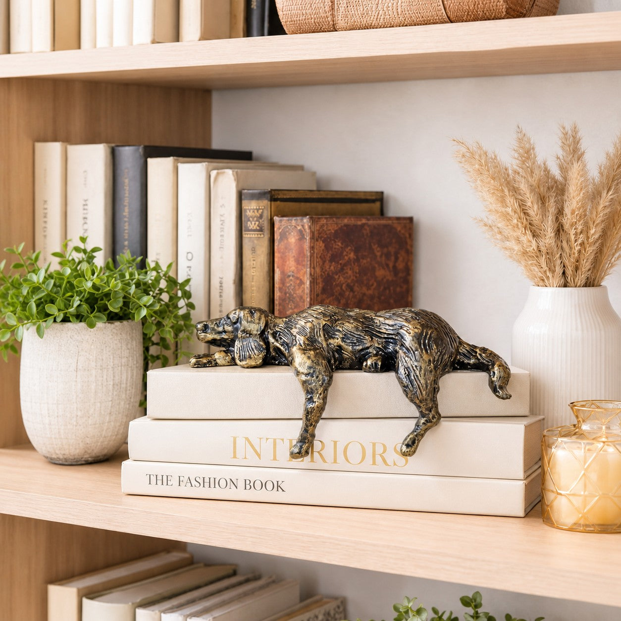 Floxo Geometric Dog Sculpture Modern Decor - Minimalist Iron Art for Desk