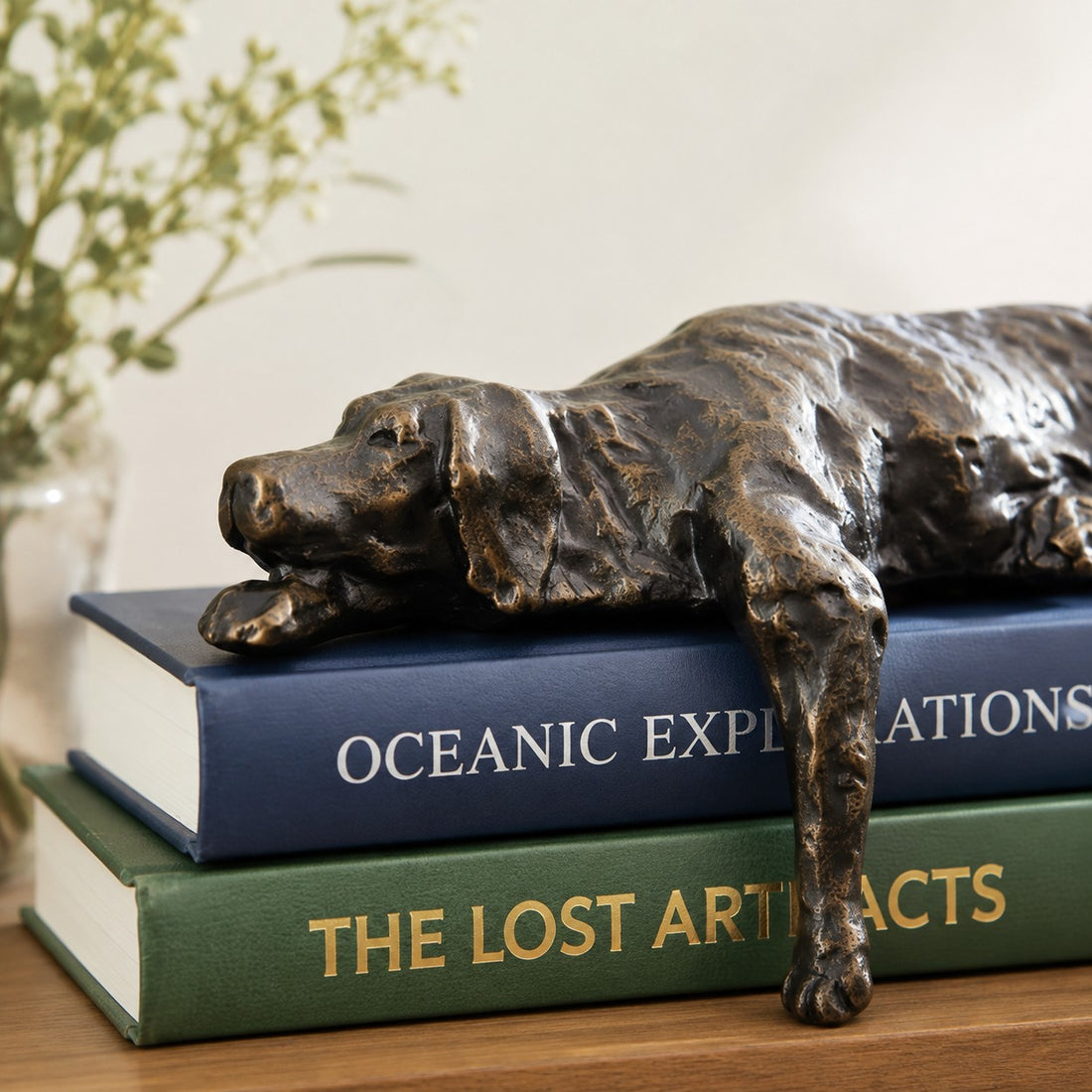 Floxo Geometric Dog Sculpture Modern Decor - Minimalist Iron Art for Desk