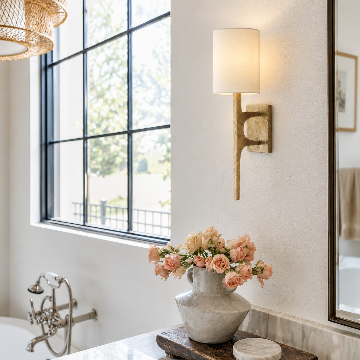 Texturoc Linear Wall Light - Modern Hammered Wall Sconce