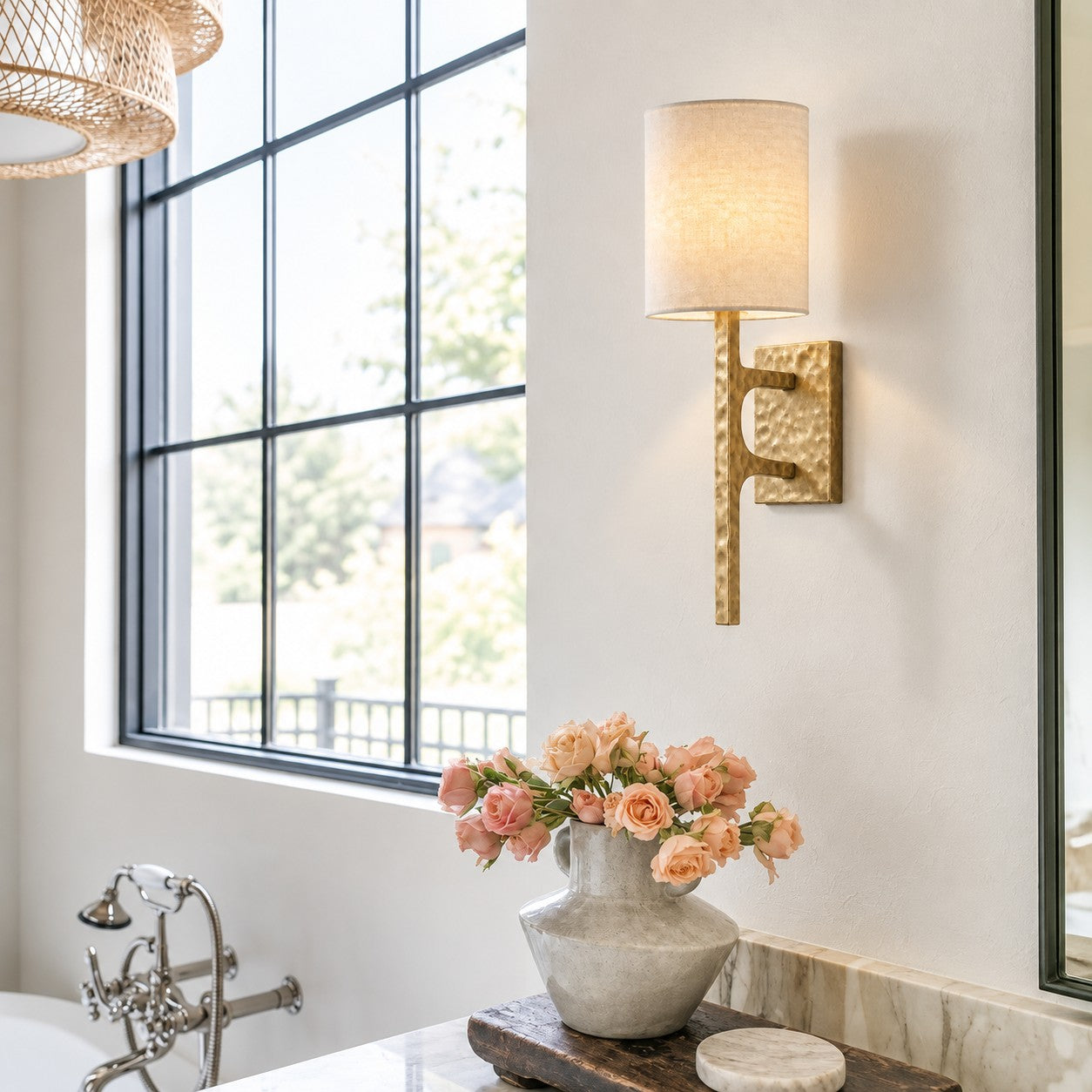Texturoc Linear Wall Light - Modern Hammered Wall Sconce