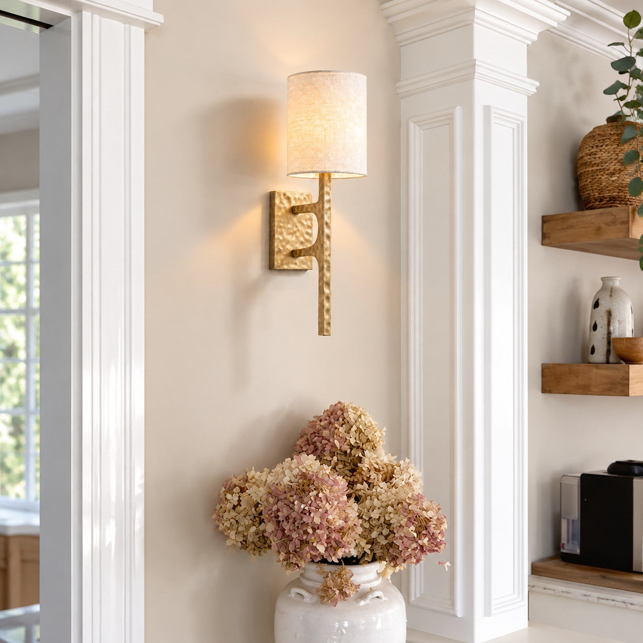 Texturoc Linear Wall Light - Modern Hammered Wall Sconce