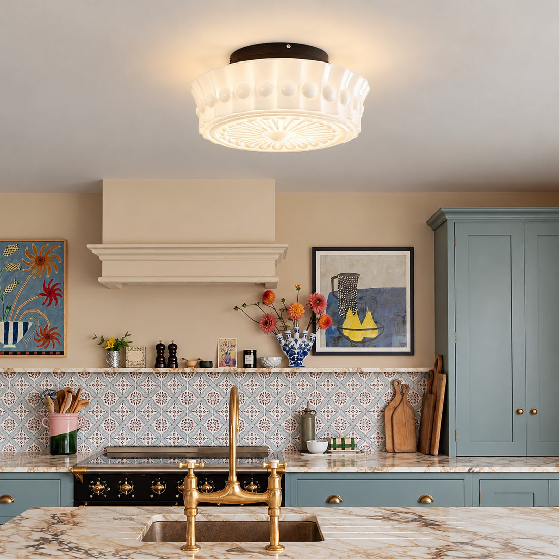 Rigidus Curved Ceiling Light - Minimalist Glass for Living Rooms and Hallways