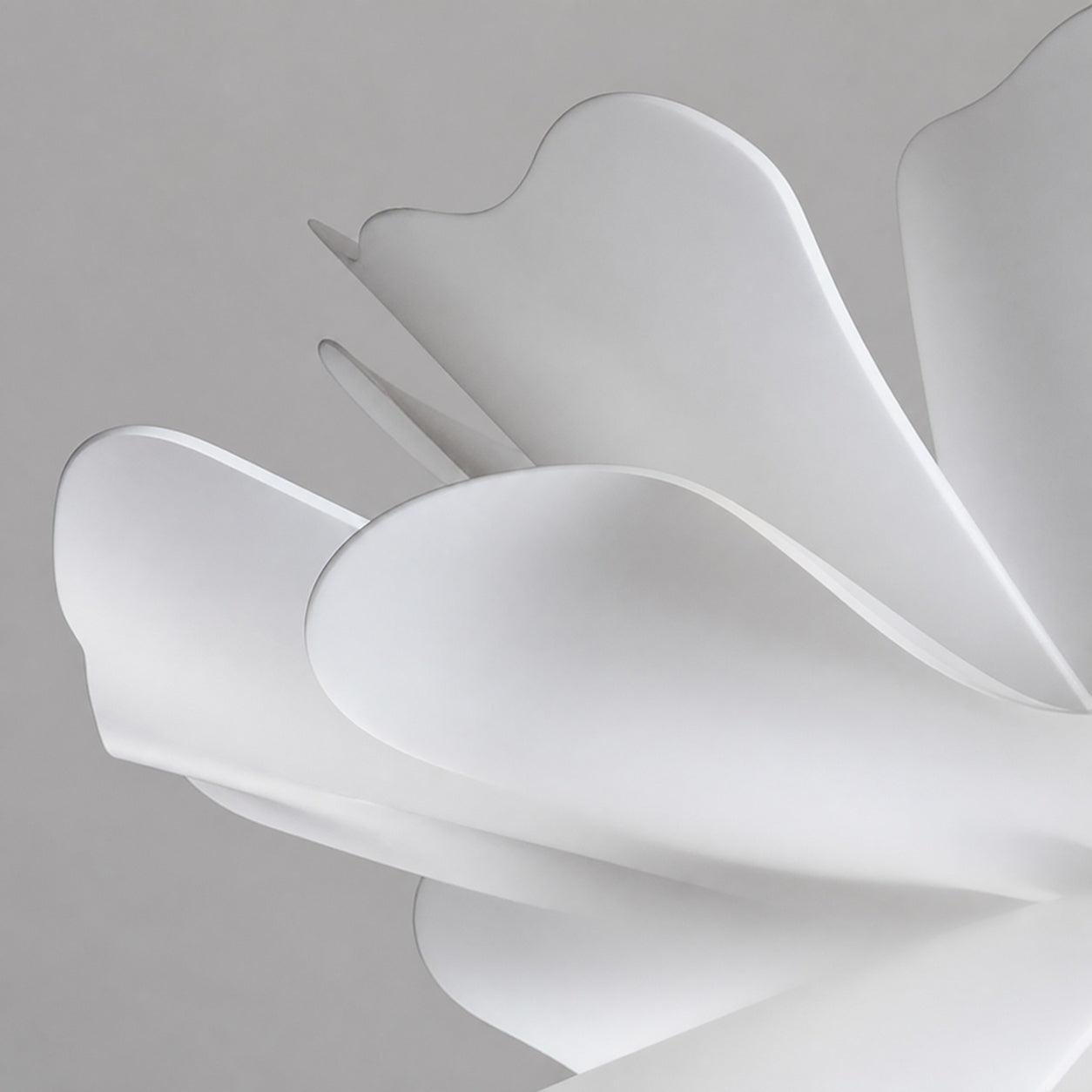 Blossenari Nordic Flower Design Pendant Lamp – Sculptural Floral Ceiling Light for Living Room N34