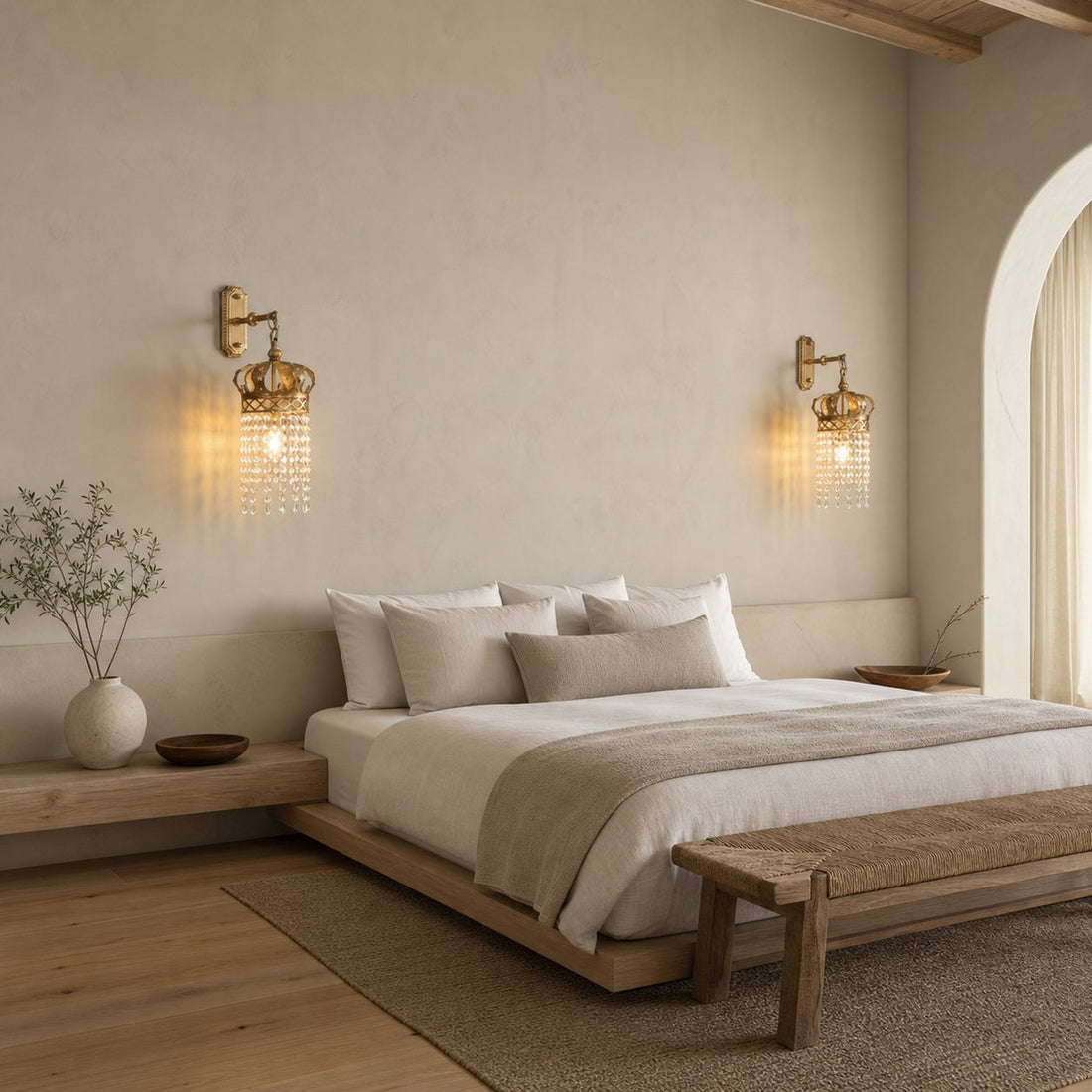 Timon Brass Crown Wall Lamp