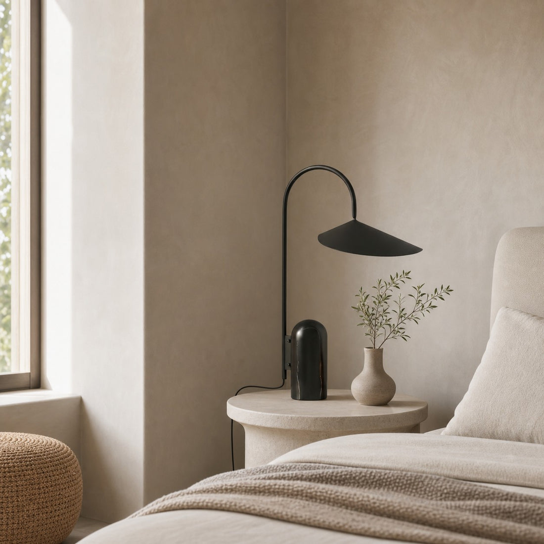 Nulavo Swivel Arm Leaf Shade Table Lamp - Adjustable Design for Living Room and Bedroom