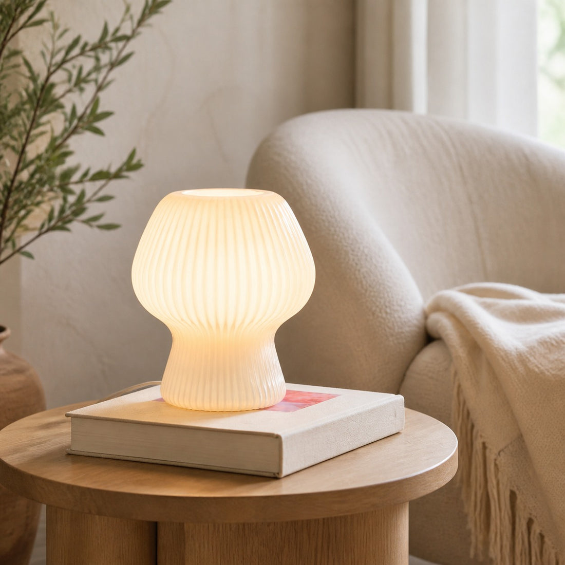 Novarise Ribbed Glass Table Lamp – Textured Glass Accent Lighting