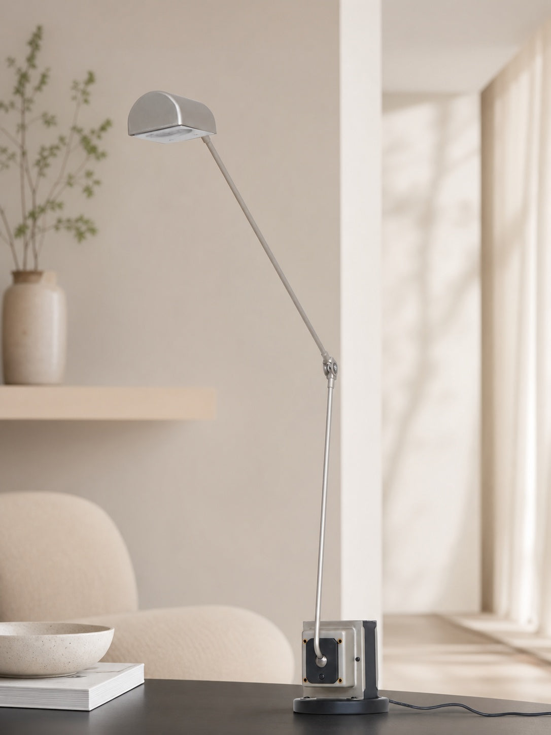 Daphine Table Lamp