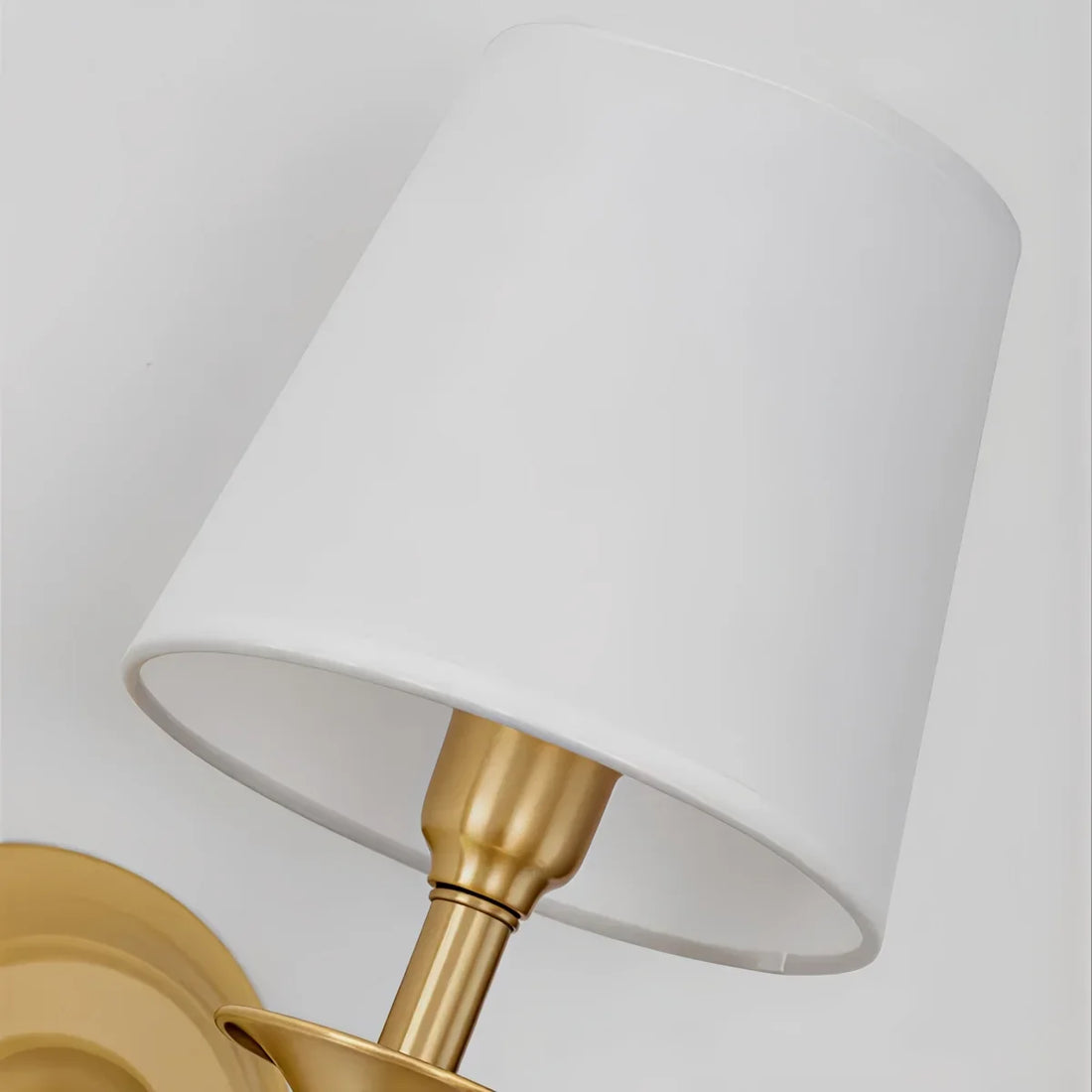 Arcuma fabric shade detail
