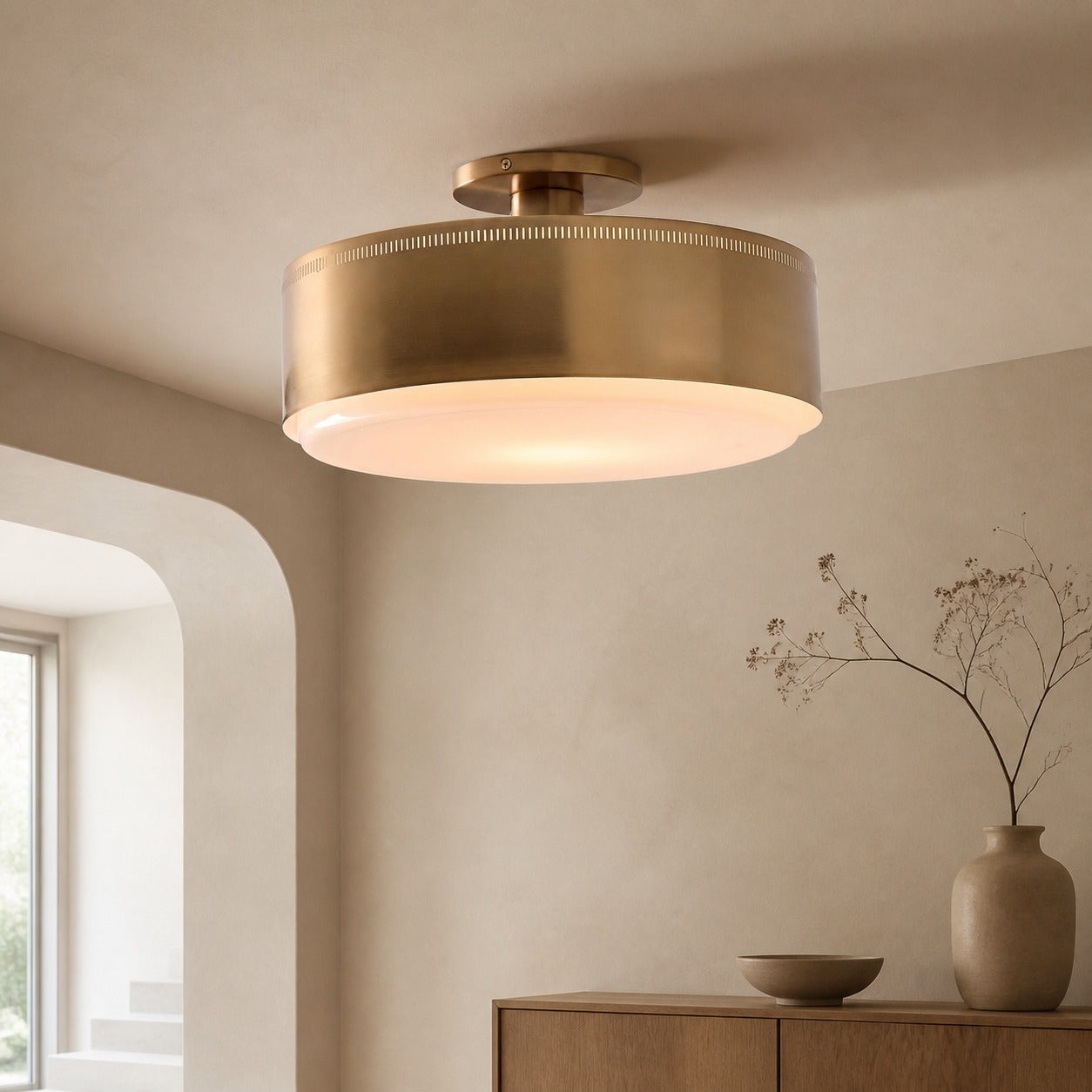 Bolvira Metal Flush Mount - Contemporary Ceiling Light with Subtle Glow