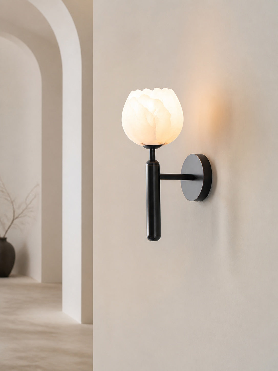 Mian Alabaster Wall Lamp