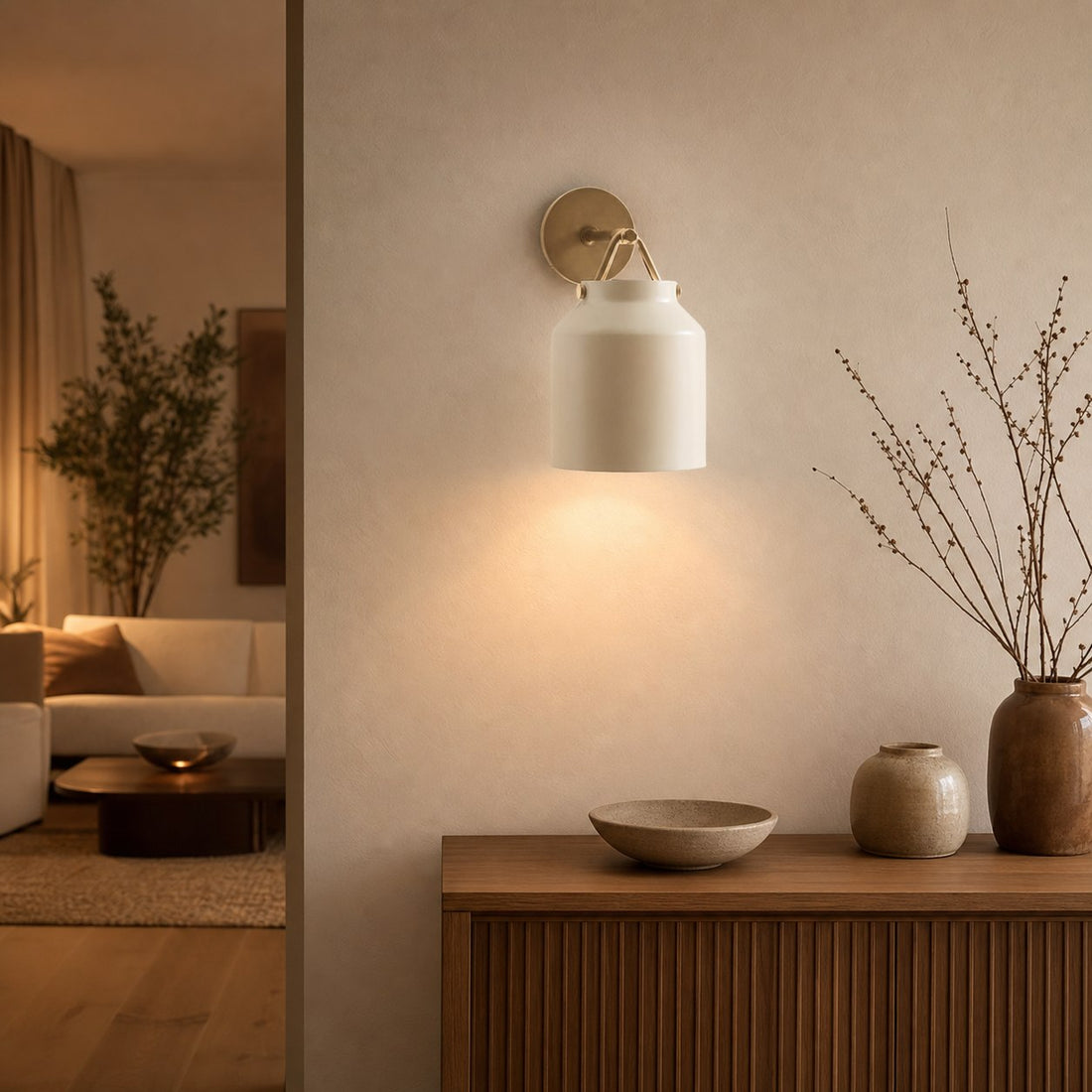 Hanton Modern Minimalist Brass and Glass Sconce – Damp Rated for Bathrooms