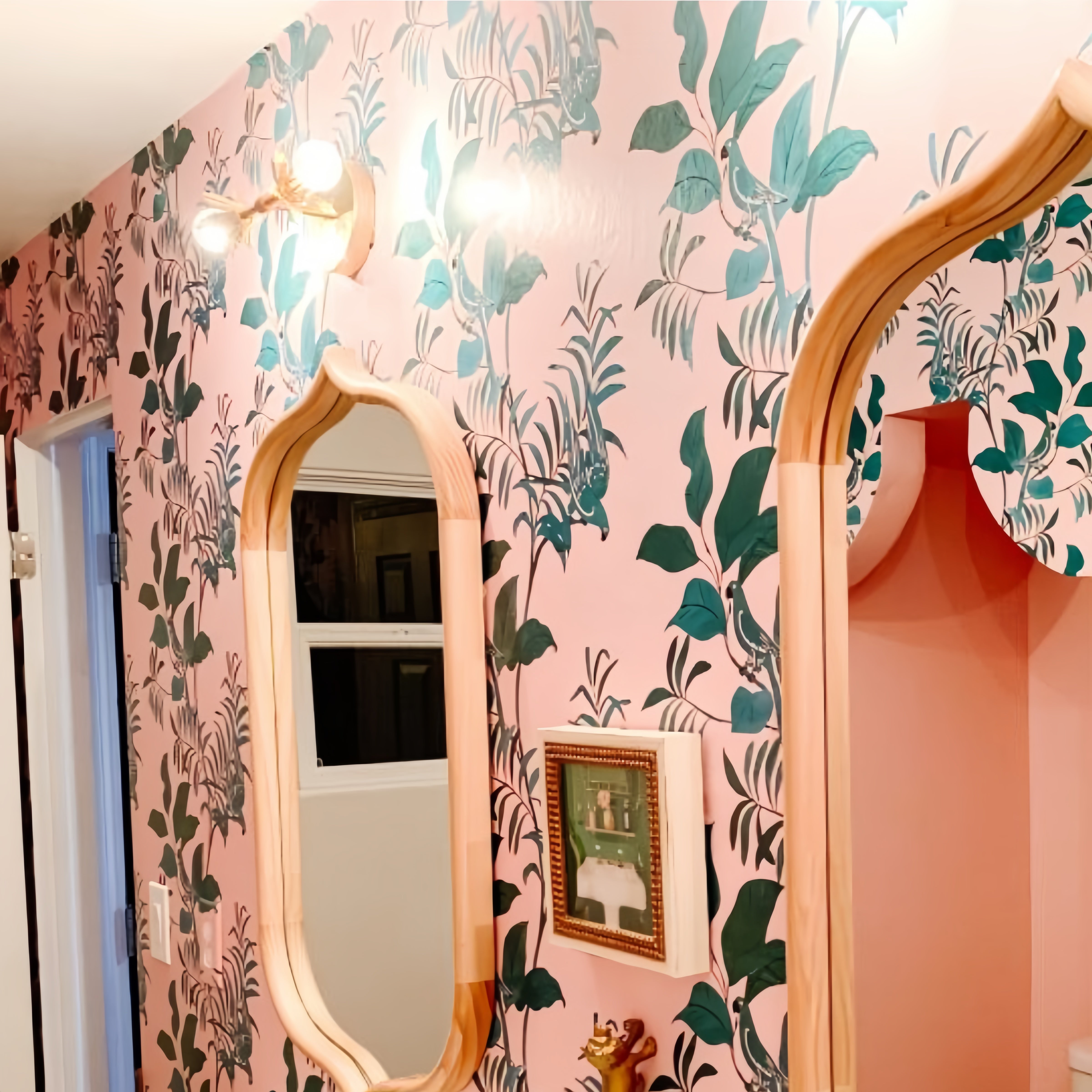 Romantic Polished Copper Wall Sconce - Modern Gilded Accent Light