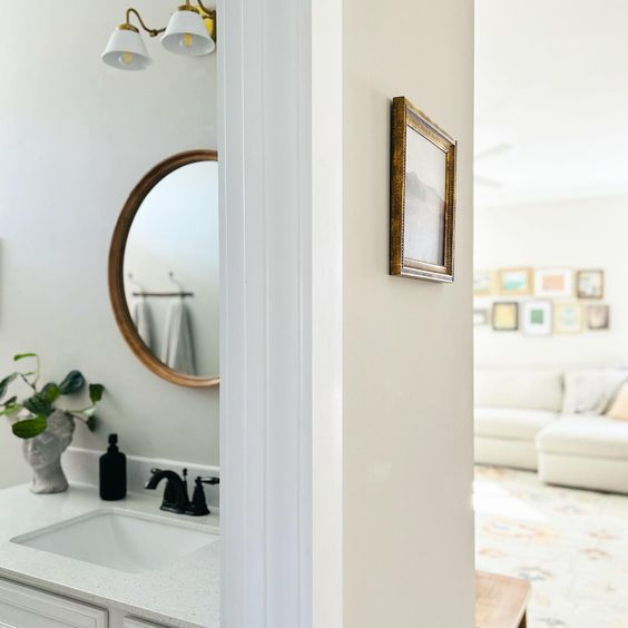 Modern Double Cone Brass Sconce - Accent Lighting For Bathroom & Hallway