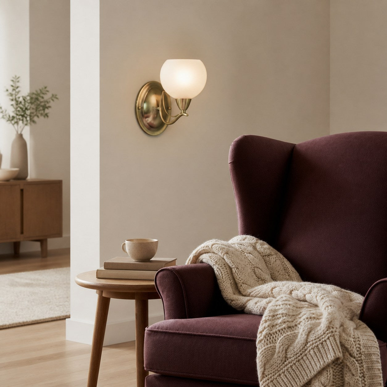 Armicora Modern Curved Wall Light – Elegant Decorative Fixture for Living Rooms & Bedrooms